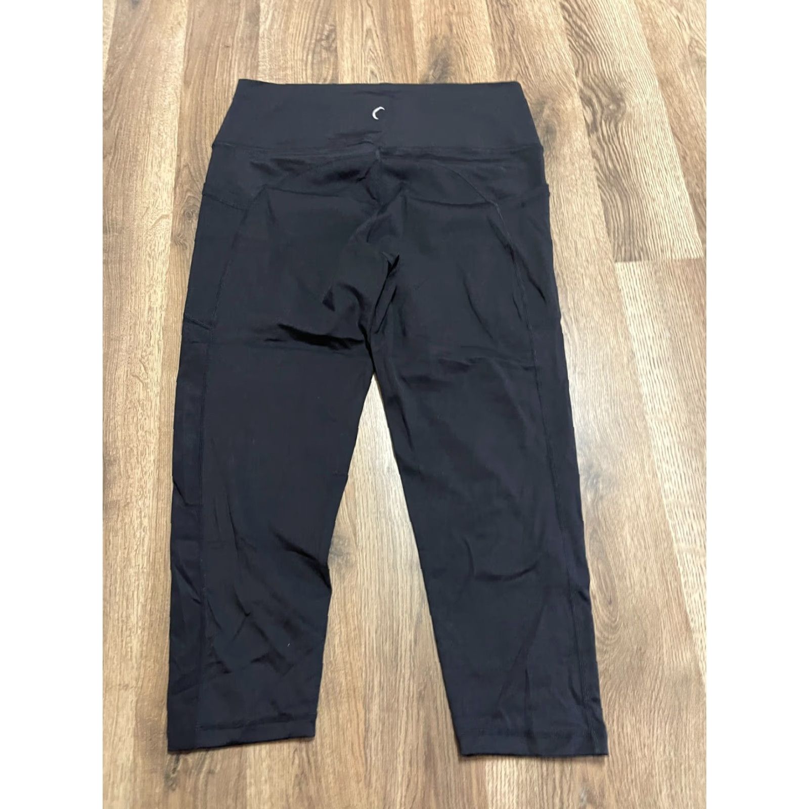 Vintage ZYIA Active Pants, Women's Size 14-16, Black Capri Leggings, Pull On, Regular, Inseam 19, 14-16, Fall Spring Summer, Womens Size 36" / US 14 / IT 50 - 2 Thumbnail