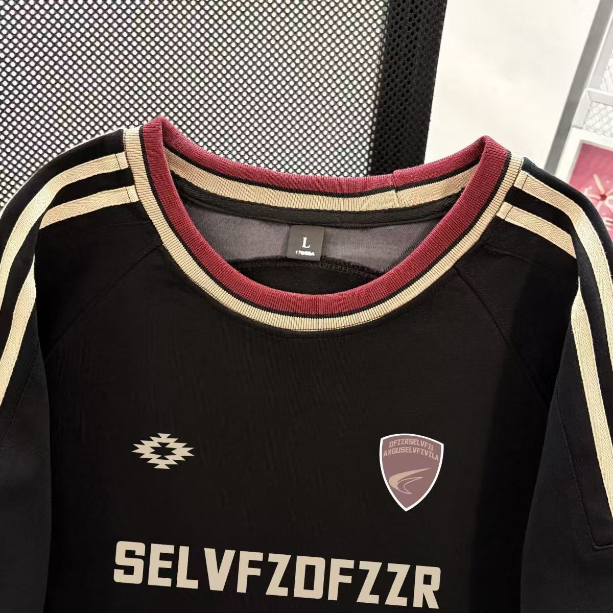 Vintage Retro Soccer Jersey Tee Size US M / EU 48-50 / 2 - 2 Thumbnail