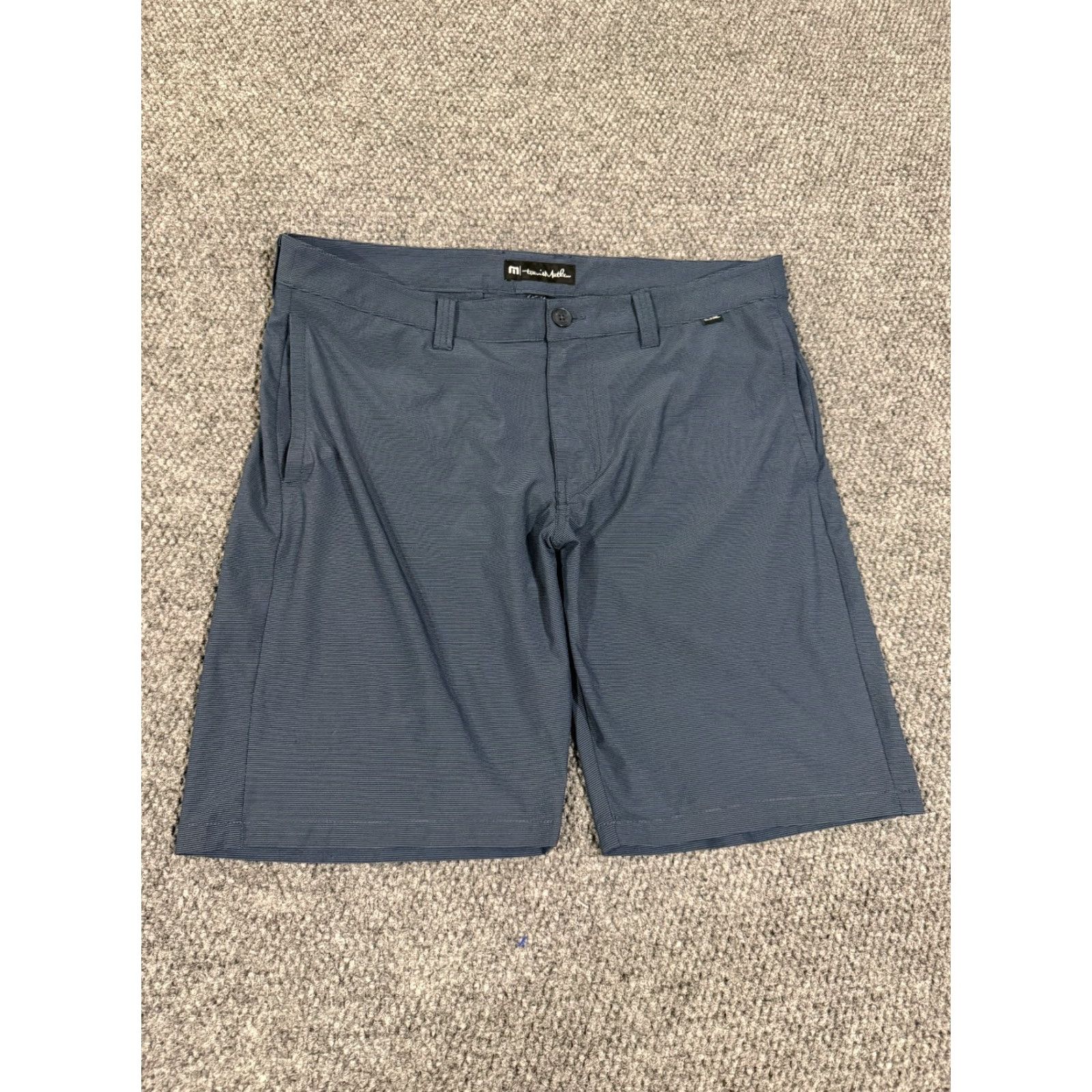 TravisMathew Travis Mathew Golf Shorts Mens 36 Blue Performance Stretch Casual Short Pants Size US 36 / EU 52 - 2 Thumbnail