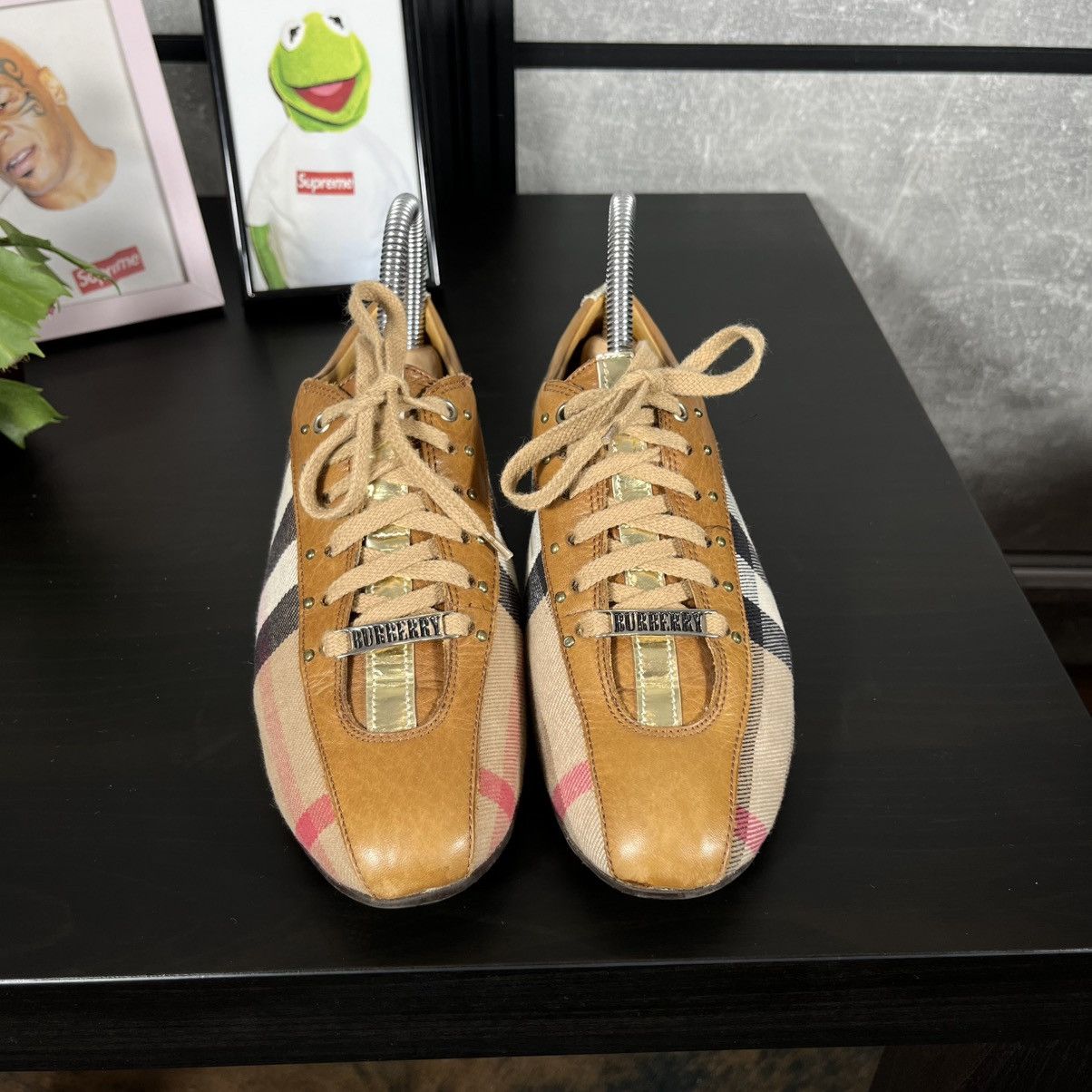 Burberry BURBERRY LOW TOP TRAINERS SNEAKERS SHOES NOVA CHECK WOMENS Size US 5 / EU 37 - 2 Thumbnail