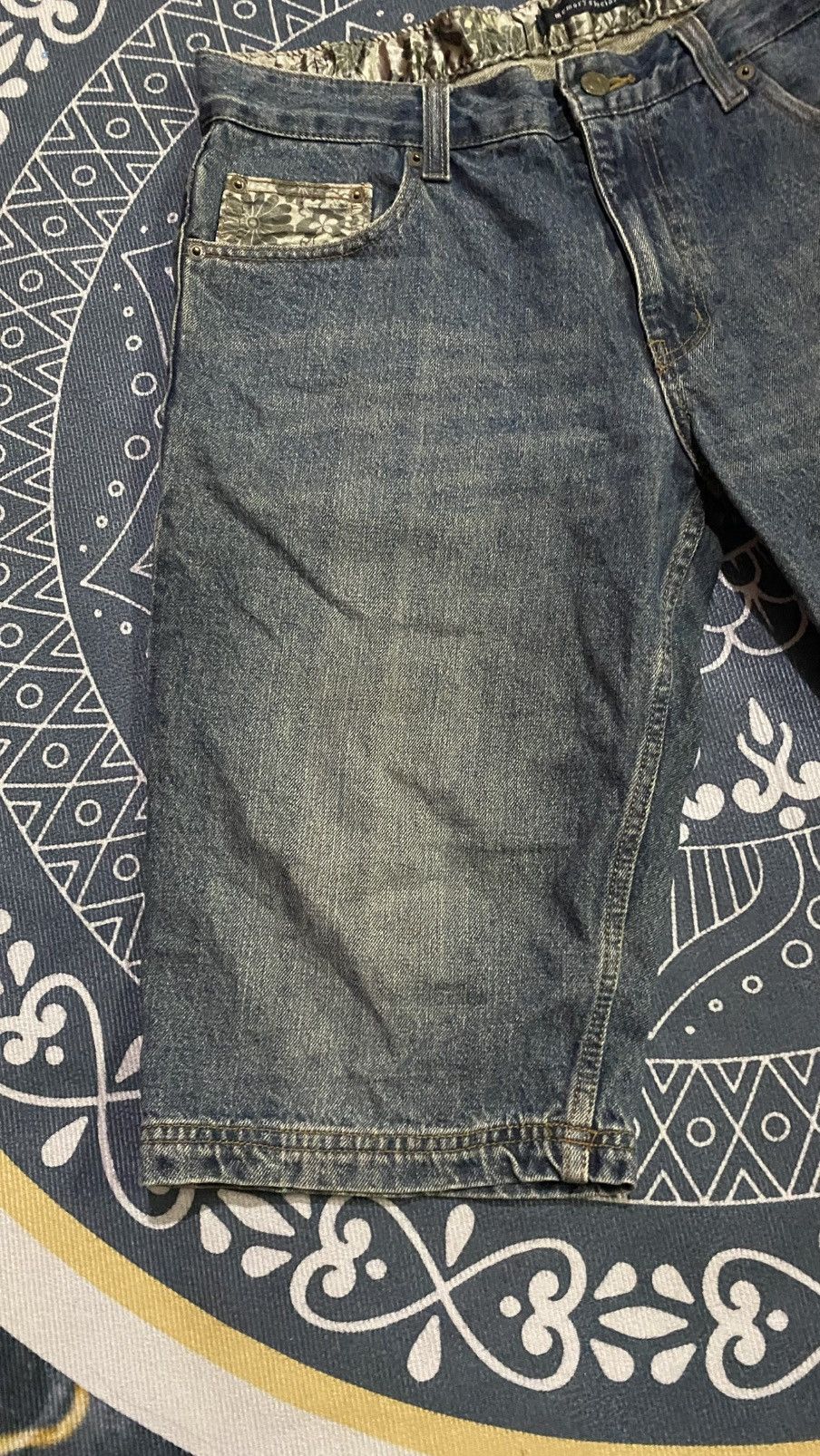 If Six Was Nine Memory Special Japanese Koi Fish Embroidery Short Jeans Size US 35 - 10 Thumbnail