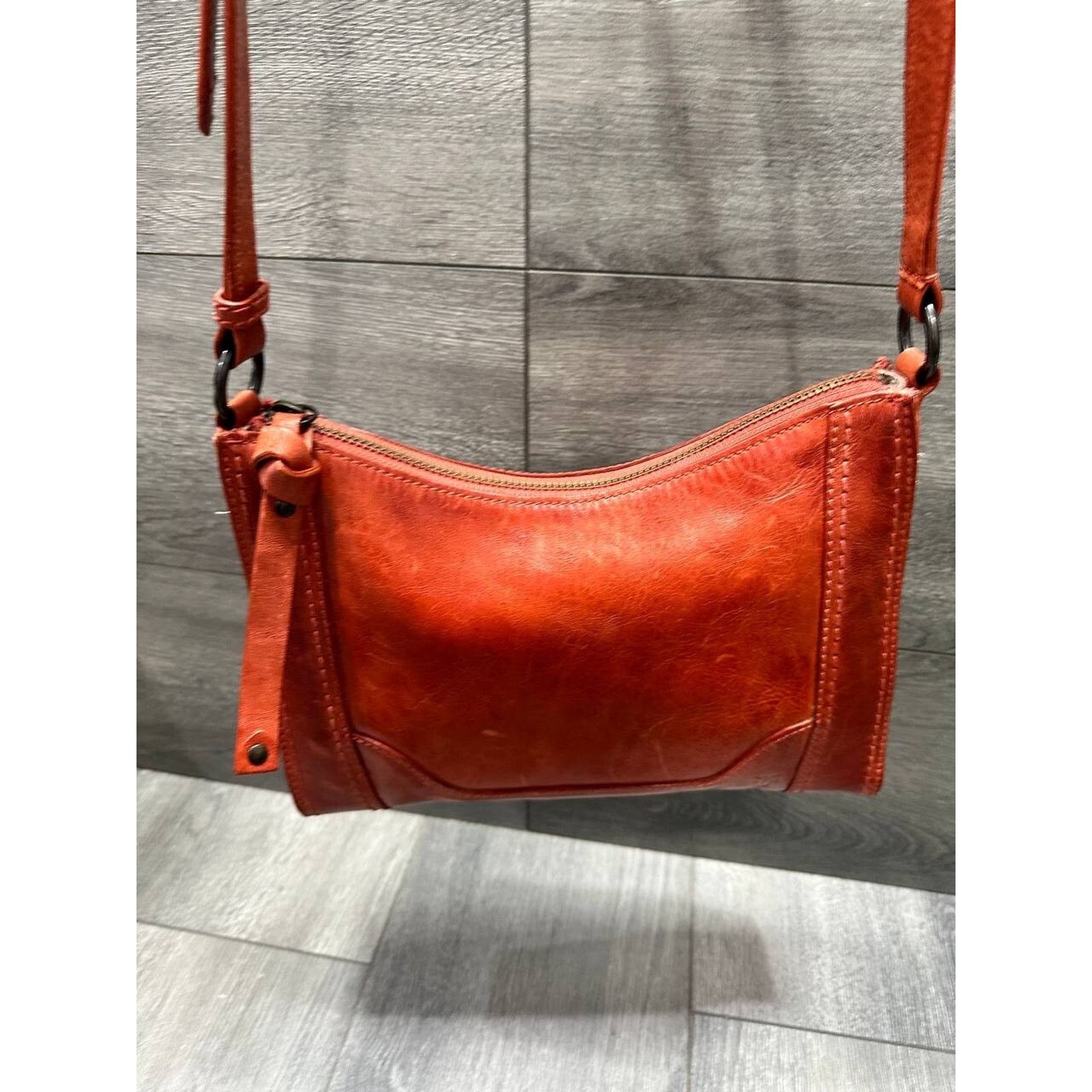 Frye Frye Melisa Leather Crossbody medium Red Bag B000459 Size ONE SIZE - 2 Thumbnail