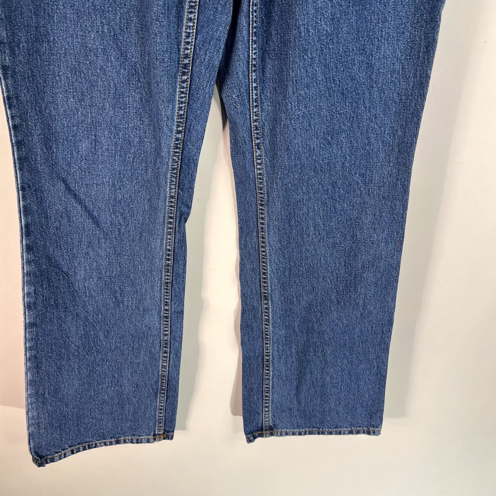 Eddie Bauer Eddie Bauer Jeans Women Reg Fit Straight Leg Denim Size 8 Blue 30X32 Size 30" / US 8 / IT 44 - 4 Thumbnail