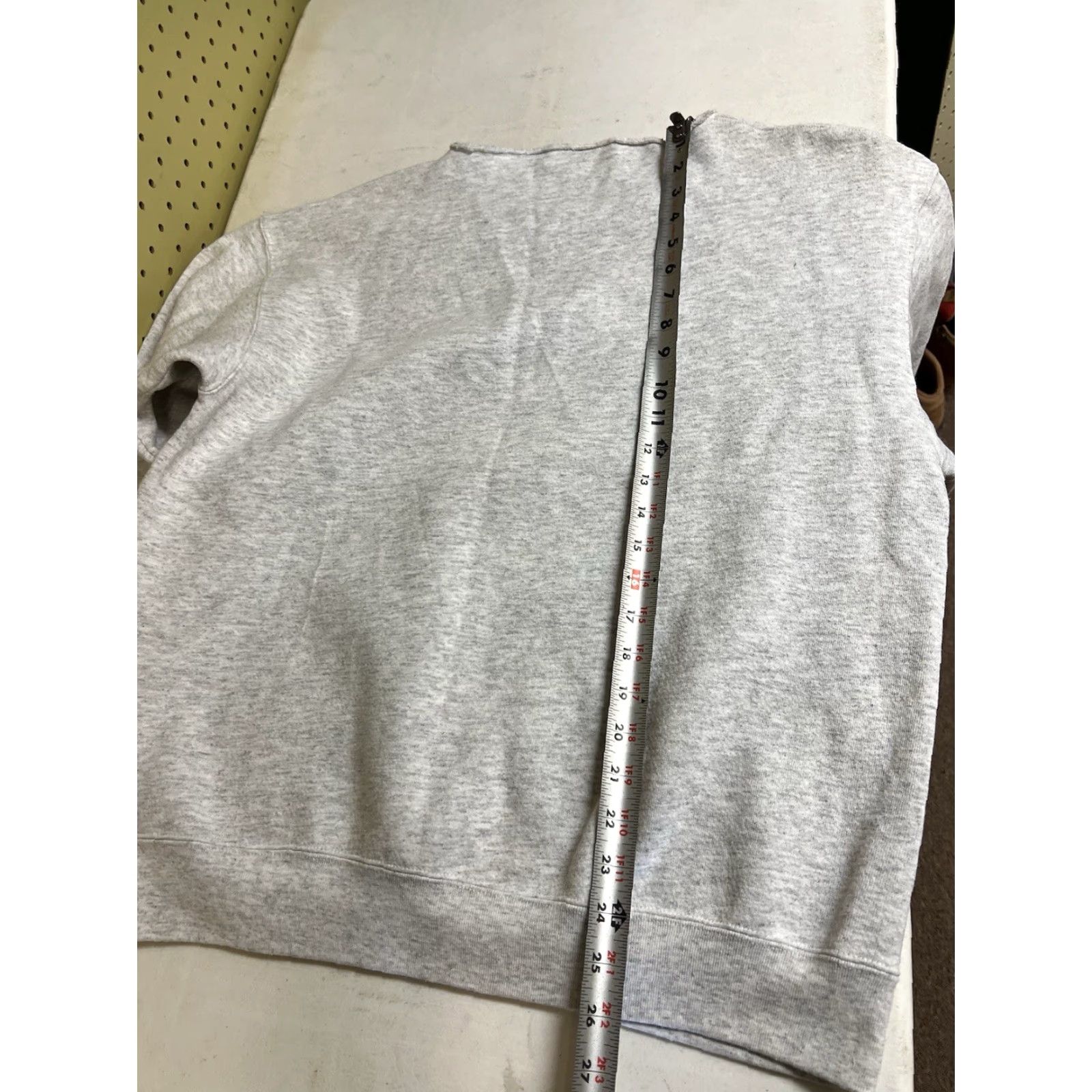 Vintage VINTAGE Arizona College Varsity Tucson Modified Gray Sweatshirt Long Sleeve Men's L Gray Cotton Blend Pullover Sweatshirt Size US L / EU 52-54 / 3 - 8 Thumbnail
