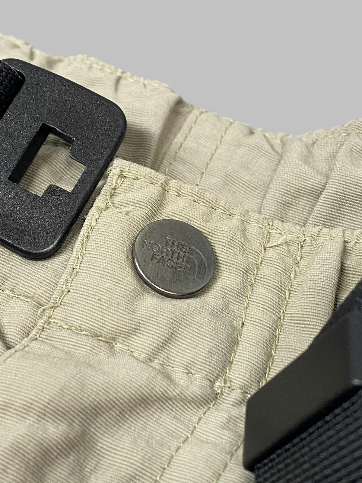 The North Face 2000s The North Face Cargo Shorts Outdoor With Belt Size US 32 / EU 48 - 11 Thumbnail