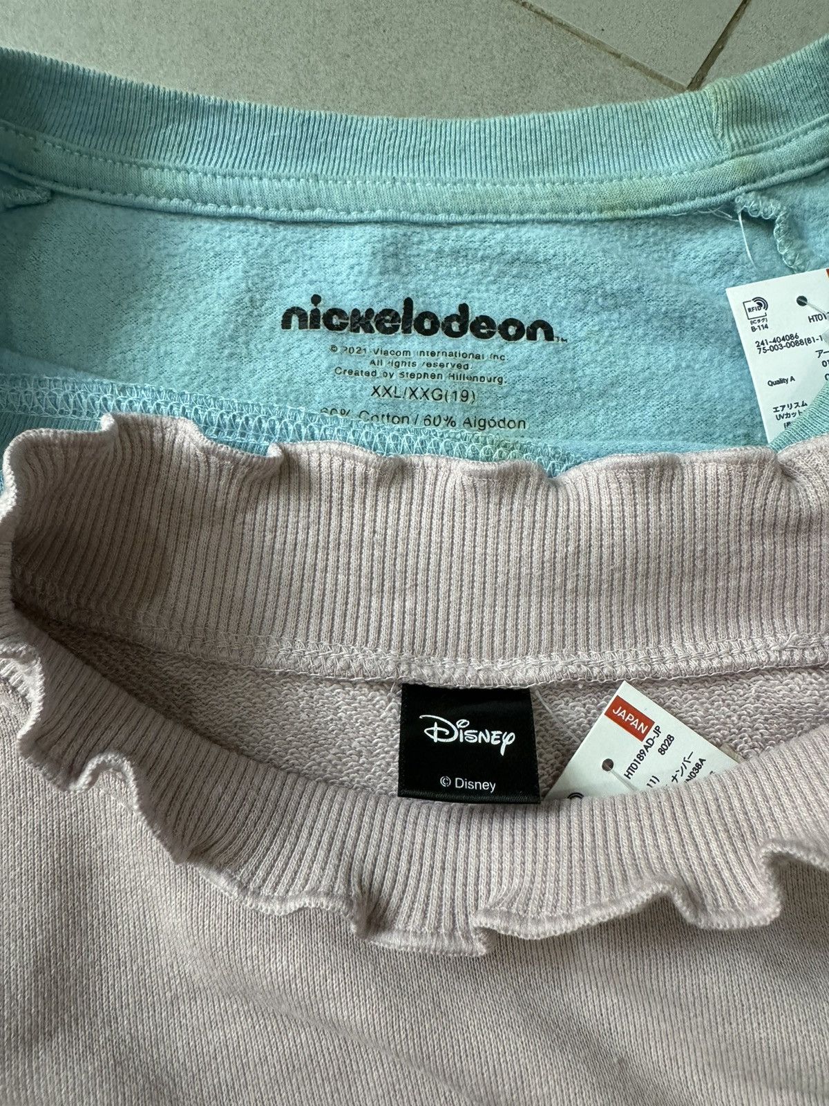 Nickelodeon Bundle 2 Spongebob and Disney Crewnecks Size US L / EU 52-54 / 3 - 6 Thumbnail