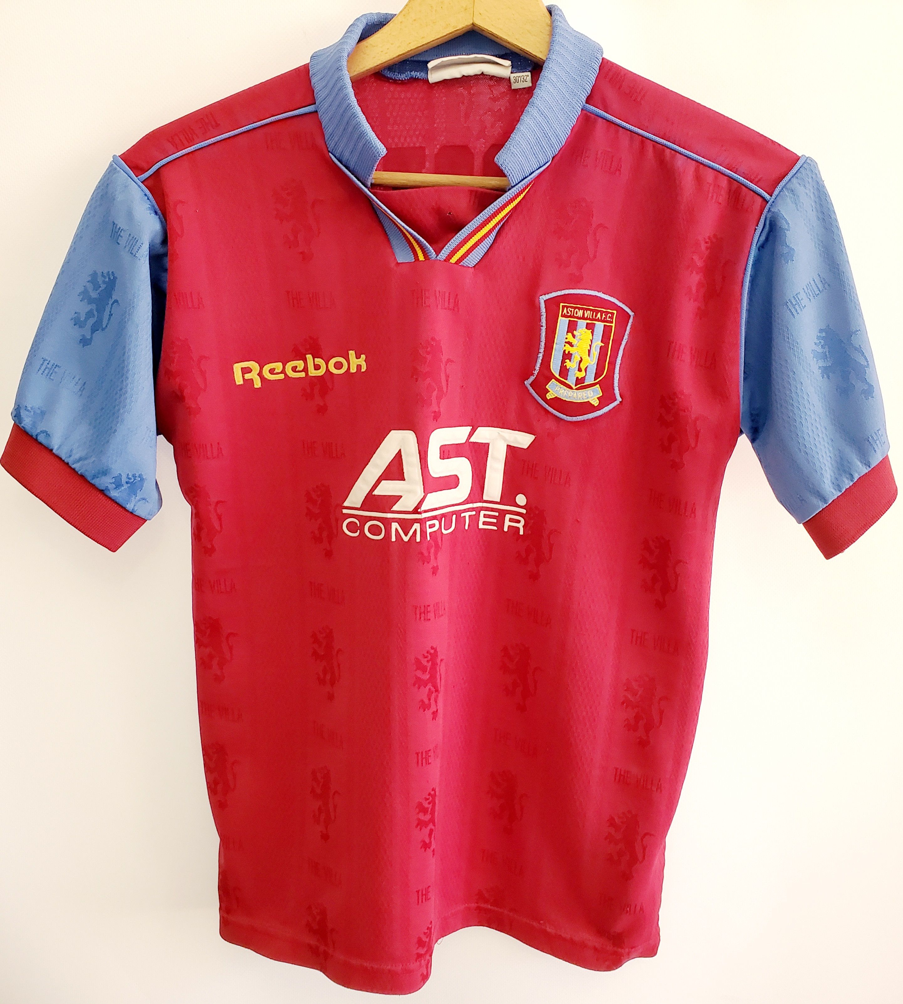 Reebok × Vintage ASTON VILLA 1995/1997 HOME #9 milosevic jersey Boys 30/32 Size US XXS / EU 40 - 1 Thumbnail