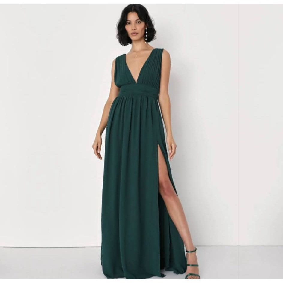 Lulus Lulus Emerald Green Maxi Dress Plunging Neckline size L Size L / US 10 / IT 46 - 8 Thumbnail