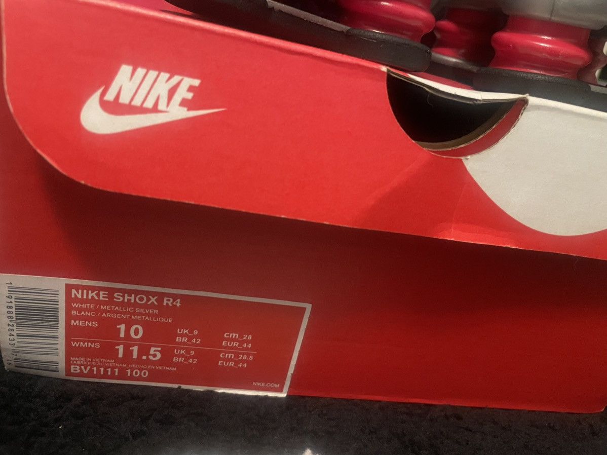 Nike Nike Shox R4 Retro 2019 Comet Red Size 10 Size US 10 / EU 43 - 7 Thumbnail