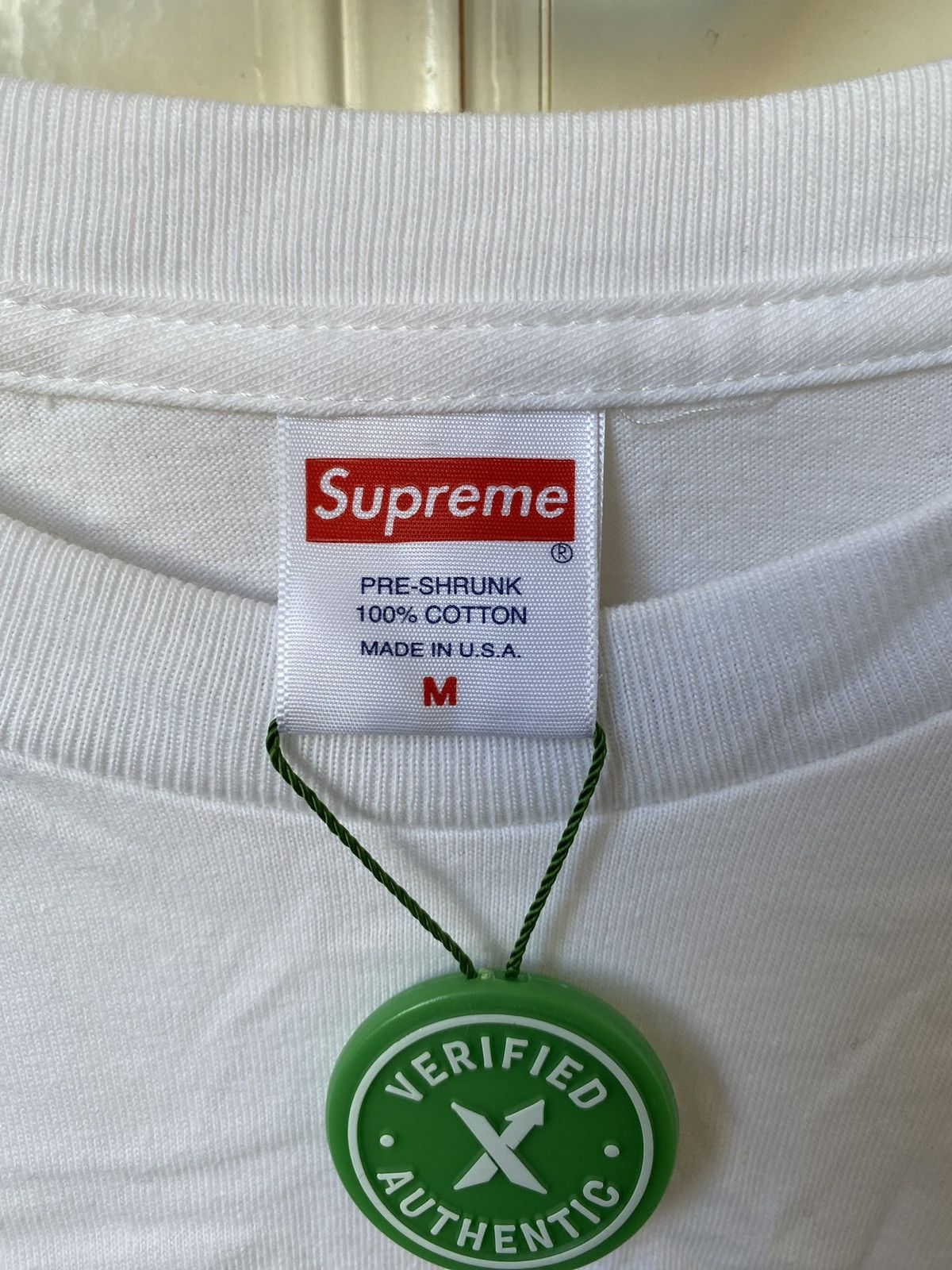Supreme Supreme Box Logo L/S Tee White FW20 Size Medium Size US M / EU 48-50 / 2 - 3 Thumbnail