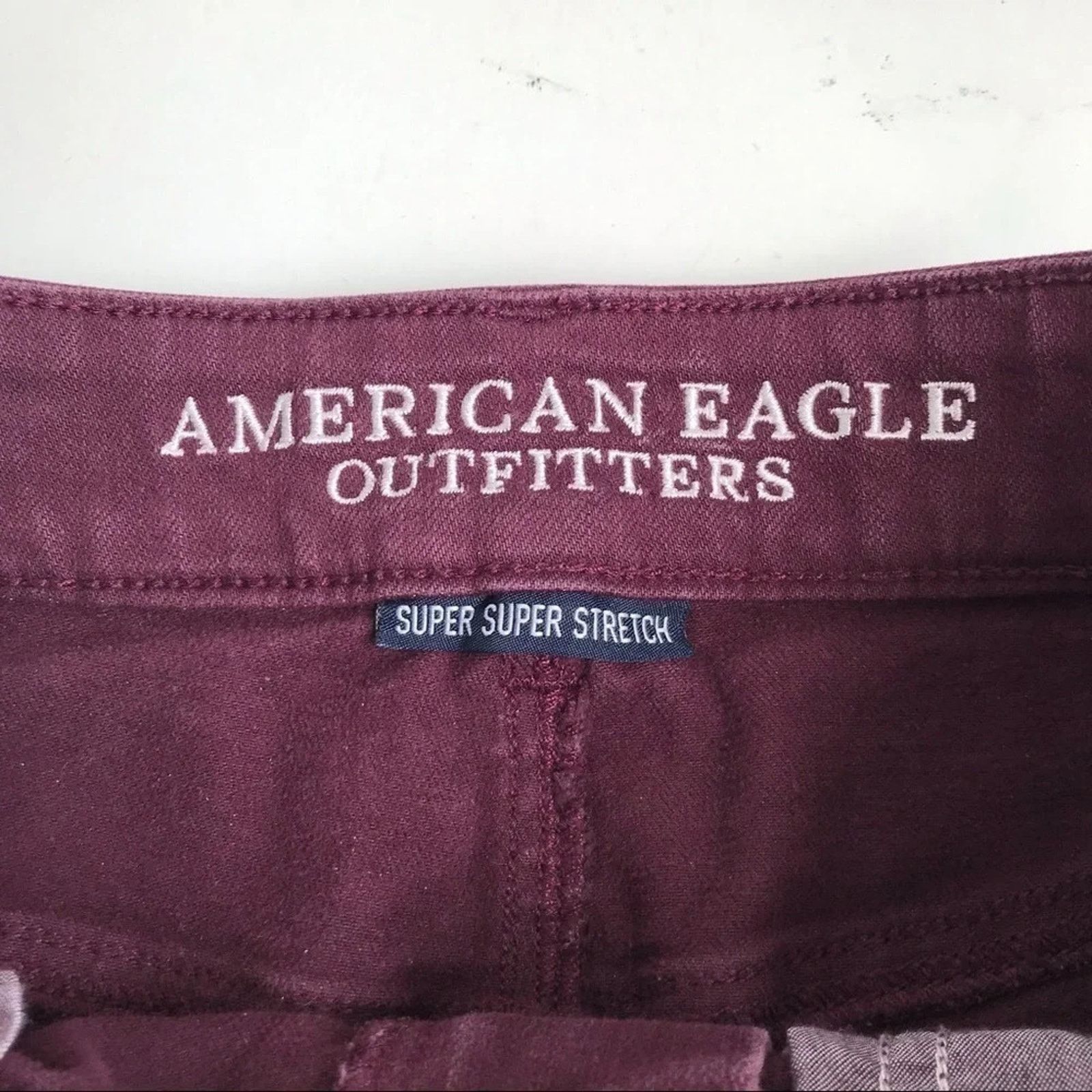 American Eagle Outfitters American Eagle Outfitters Hi-Rise Shortie Shorts Sz 4 Maroon Size 27" / US 4 / IT 40 - 4 Thumbnail