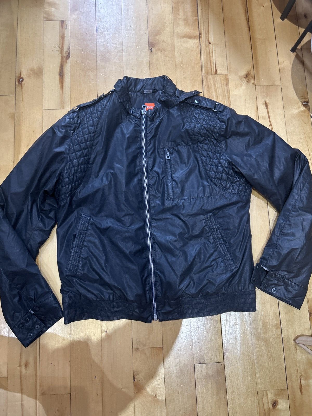 Hugo Boss Hugo Boss Quilted Bomber Jacket Size US L / EU 52-54 / 3 - 12 Thumbnail