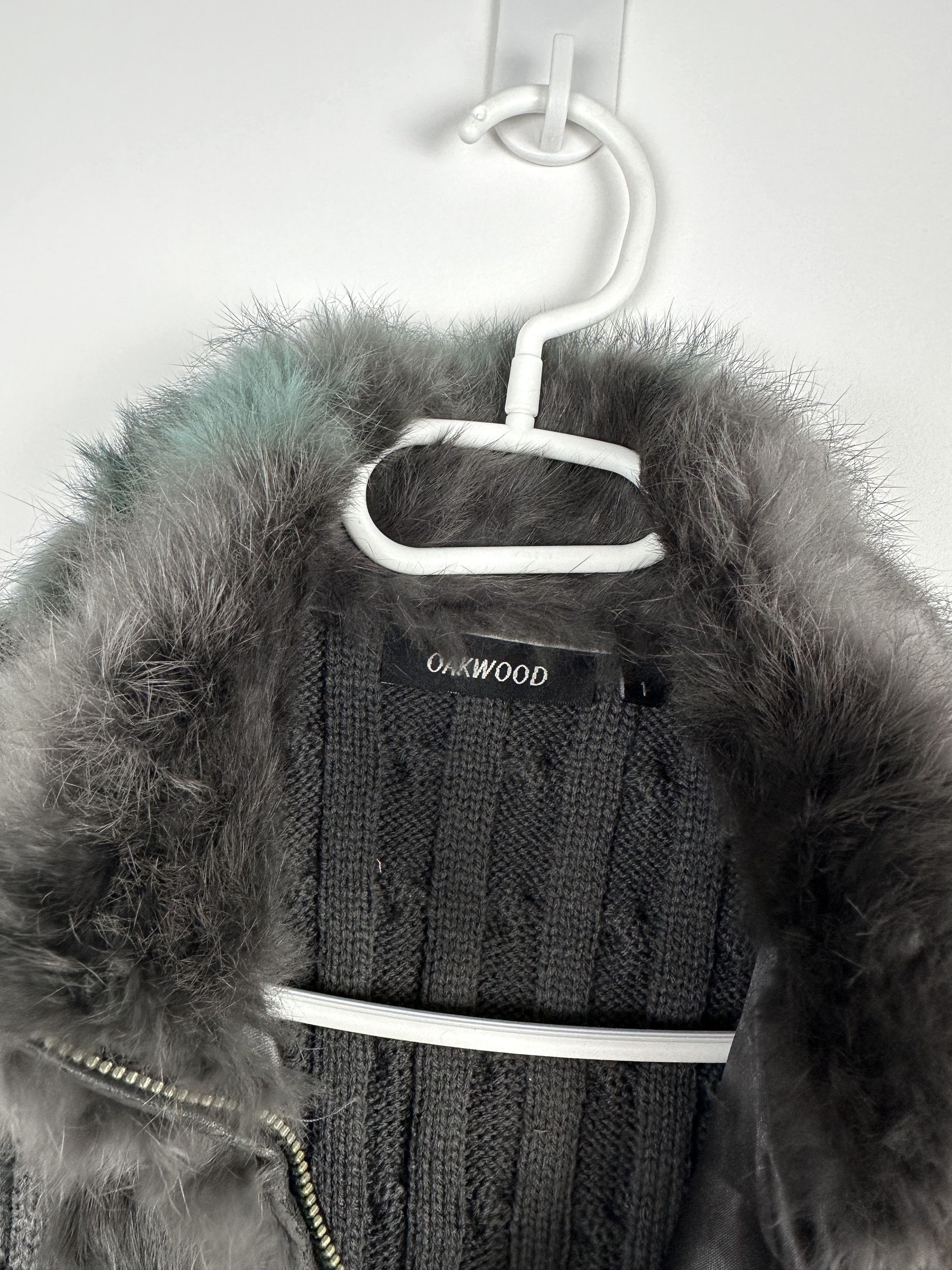 Vintage Rare Oakwood Rabbit fur women wool vest knit Size M / US 6-8 / IT 42-44 - 4 Thumbnail