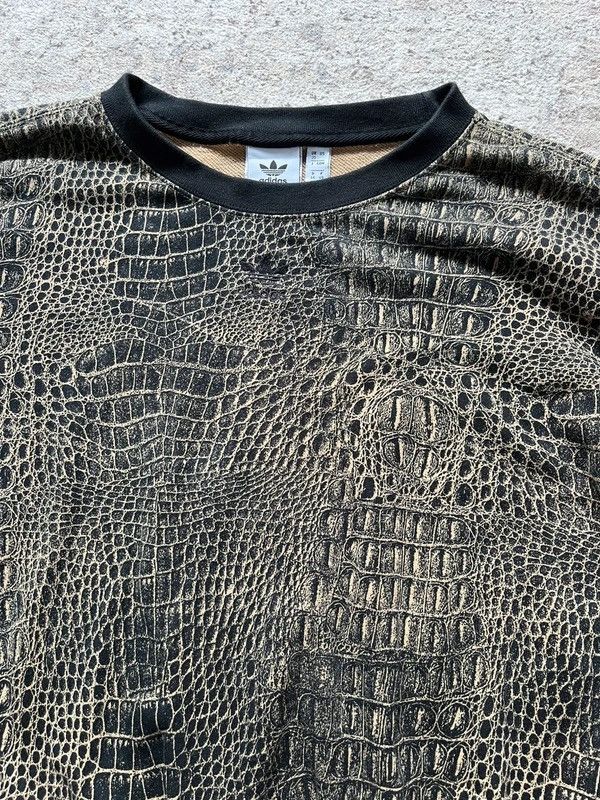Adidas Adidas Crocodile Sz 46 / L Boxy Sweatshirt Crewneck Size L / US 10 / IT 46 - 8 Thumbnail