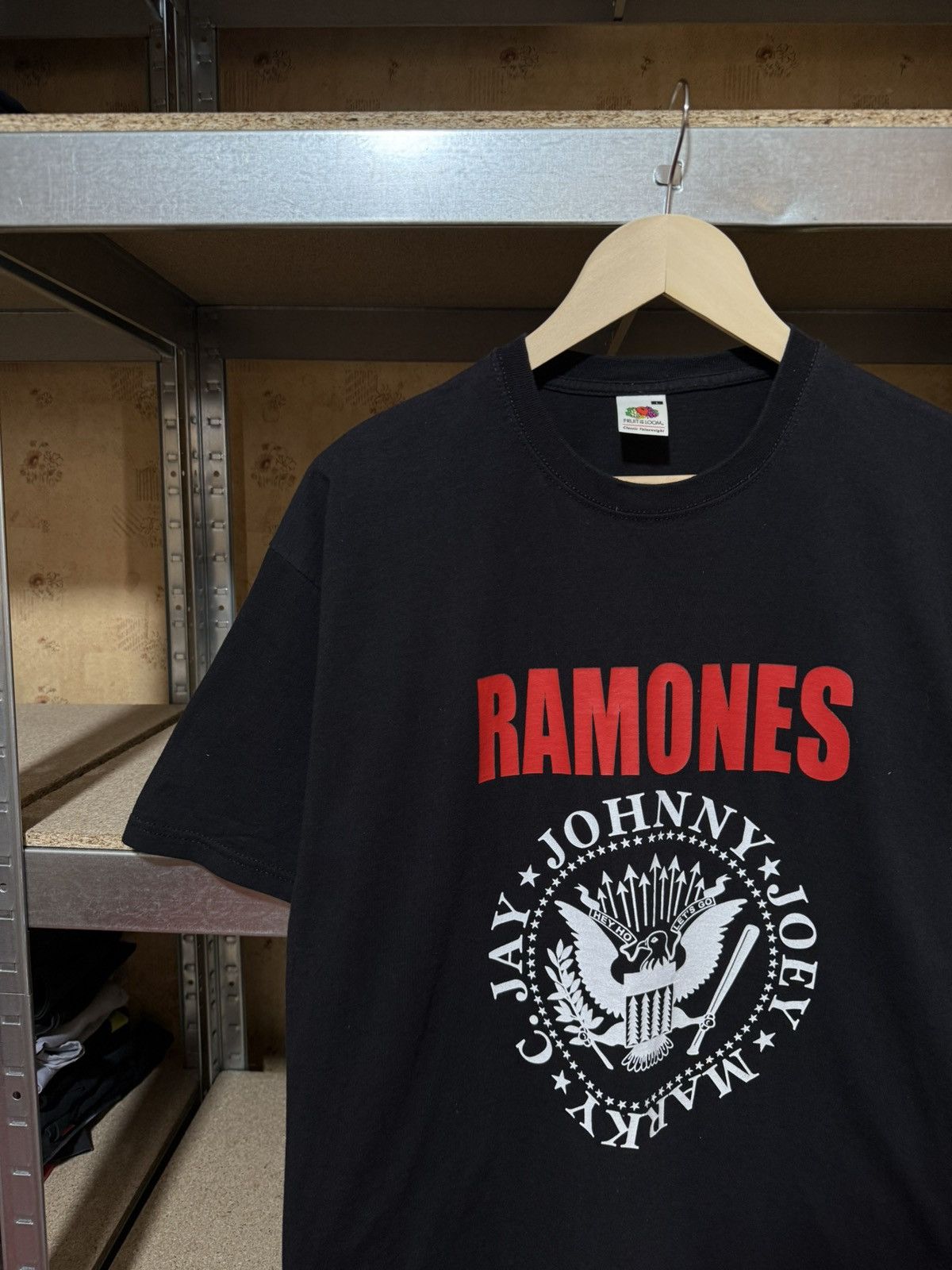 Band Tees × Vintage Vintage 2000’s Ramones Hey Ho Let’s Go Rock Band T-shirt Y2K Size US L / EU 52-54 / 3 - 3 Thumbnail