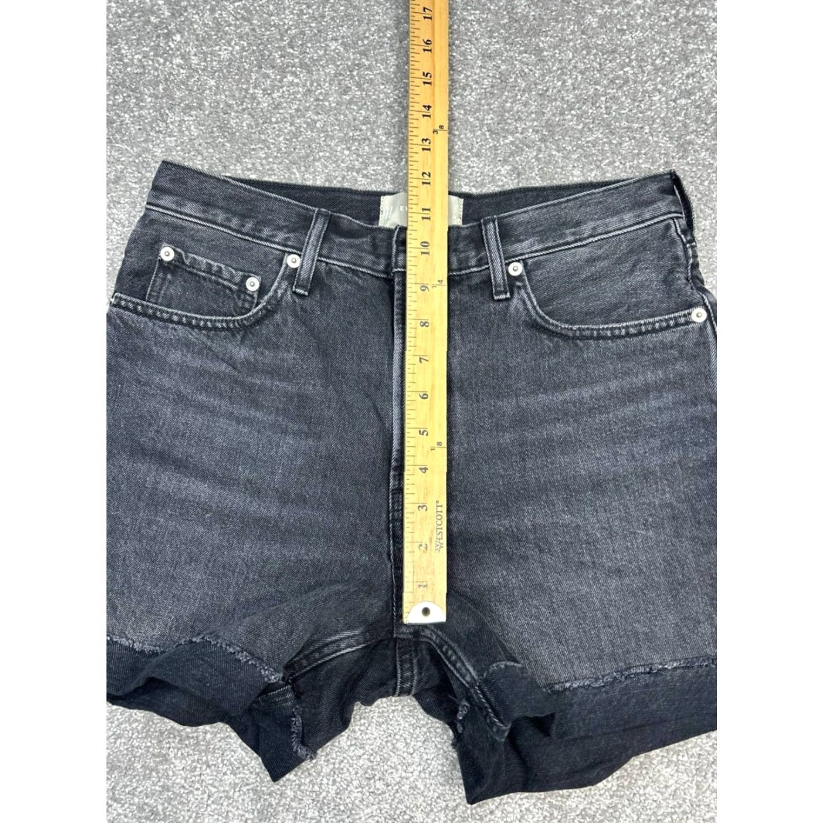 Everlane Evereve Shorts Womens 28 Black Cut Off Denim Logo Mid Rise Cuffed Hem Size 28" / US 6 / IT 42 - 5 Thumbnail