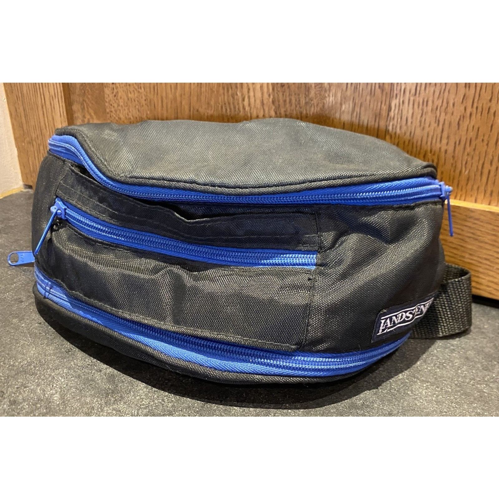 Lands' End Lands End adjustable fanny pack belt bag Zipper Compartments Size ONE SIZE - 1 Thumbnail