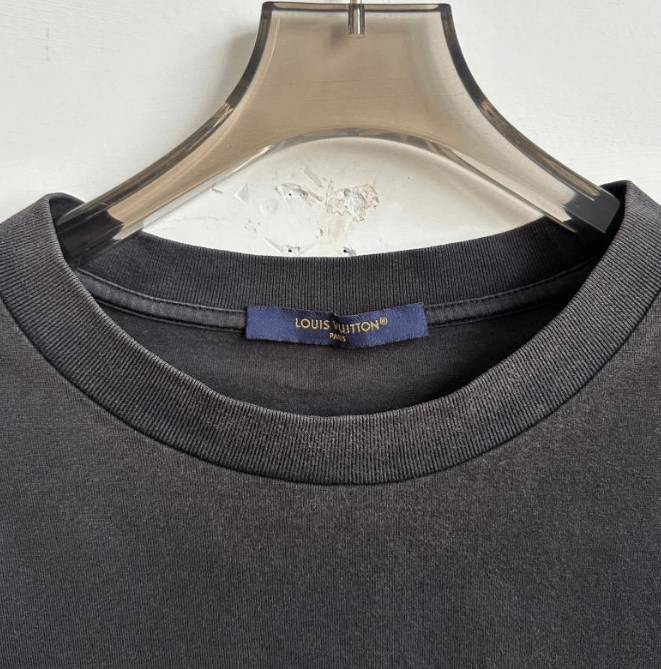 Louis Vuitton Louis Vuitton crew neck short sleeve Size US L / EU 52-54 / 3 - 3 Thumbnail