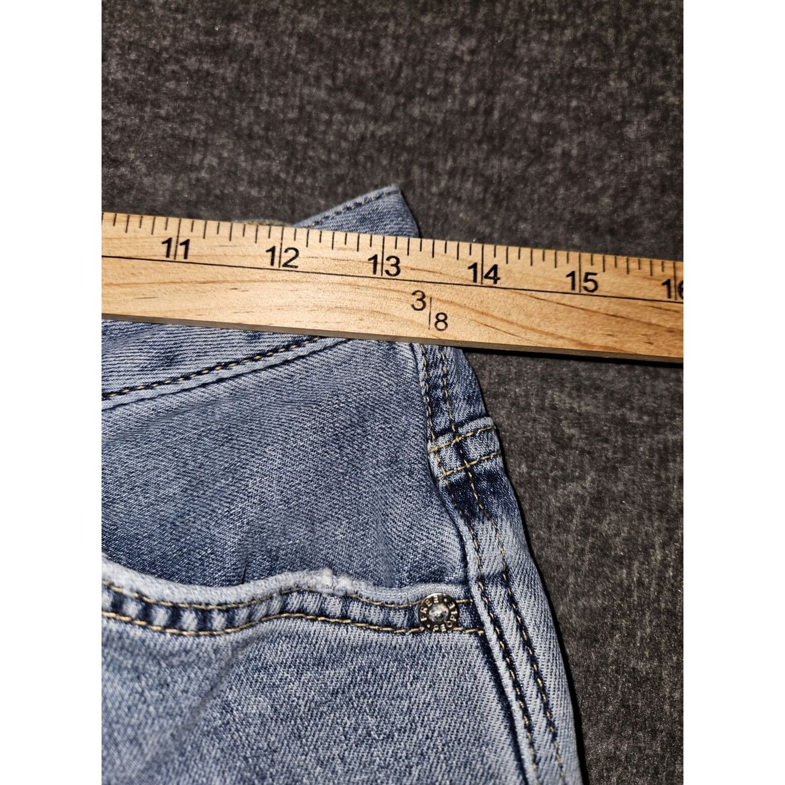 Vintage VINTAGE We The Free Cropped Jeans Women 28 Mid Rise Button Fly Distressed Preppy City 90s Womens Size 28" / US 6 / IT 42 - 3 Thumbnail