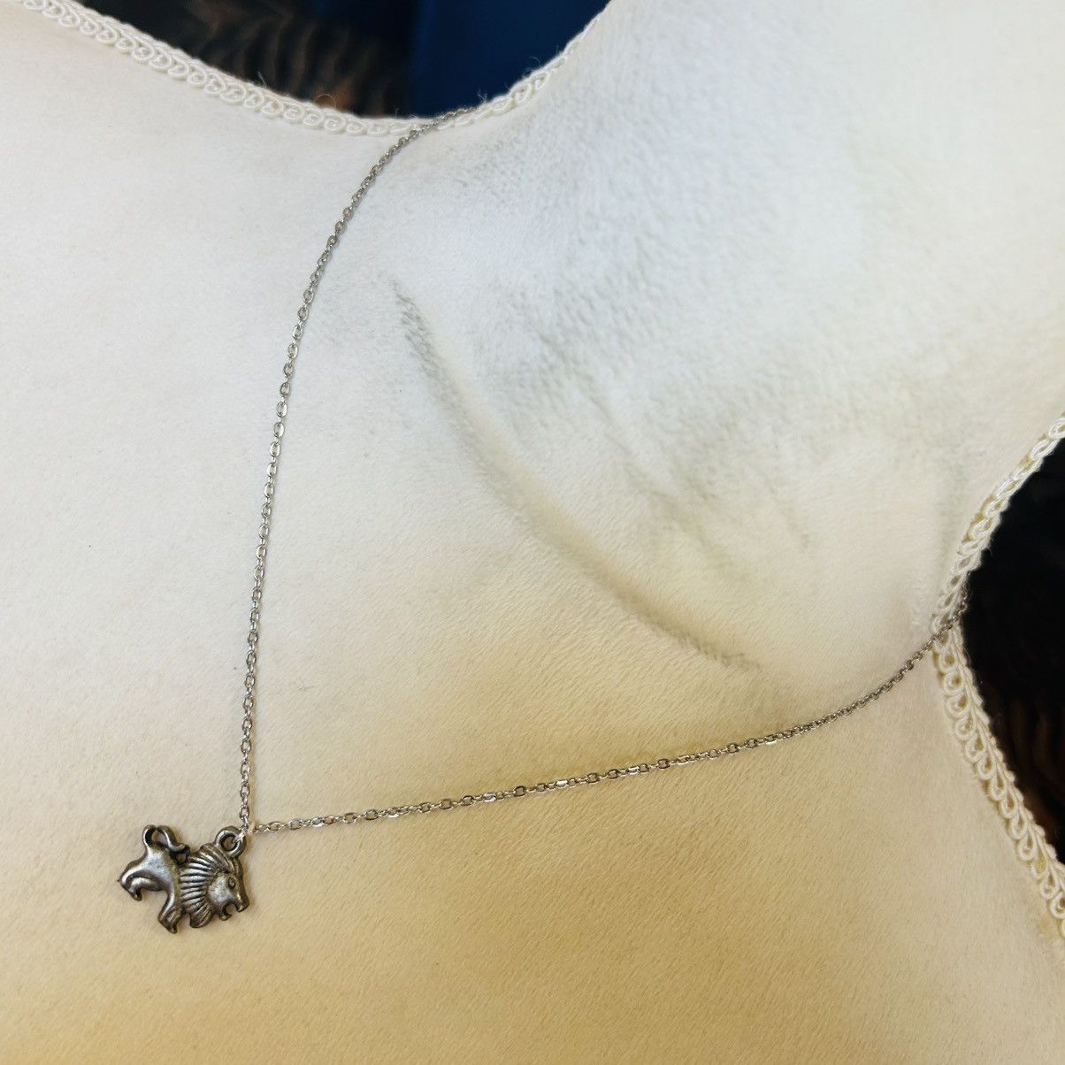 Handmade Handcrafted salvaged pewter lion pendant on chain necklace Size ONE SIZE - 2 Thumbnail