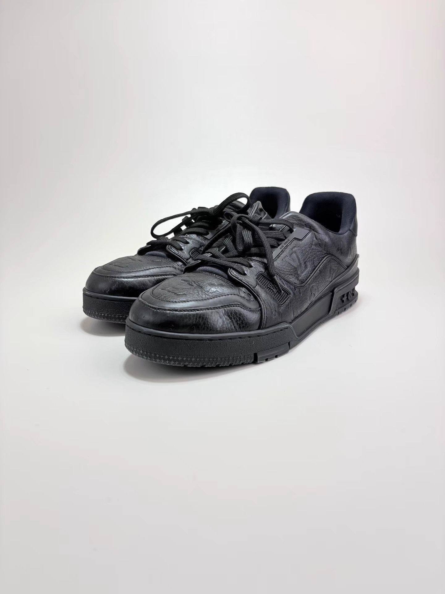 Louis Vuitton LOUIS VUITTON Trainer Black Samurai Embossed Skate Shoes K1 Size US 10 / EU 43 - 1 Thumbnail