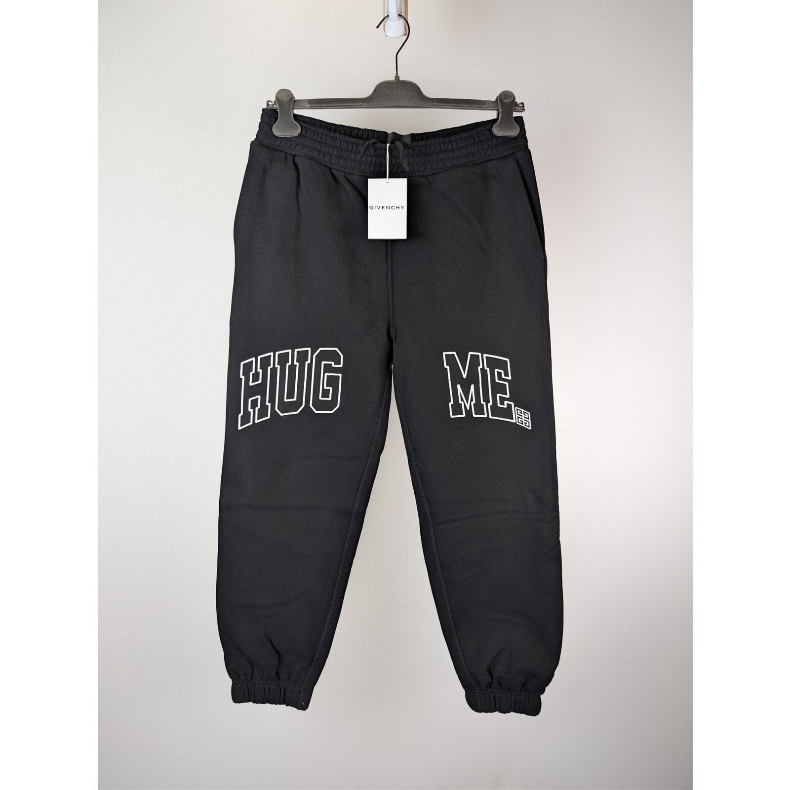 Givenchy o1rshd1 Hug Me Jogging Sweatpants / Trousers in Black Size US XL / EU 56 / 4 - 1 Thumbnail