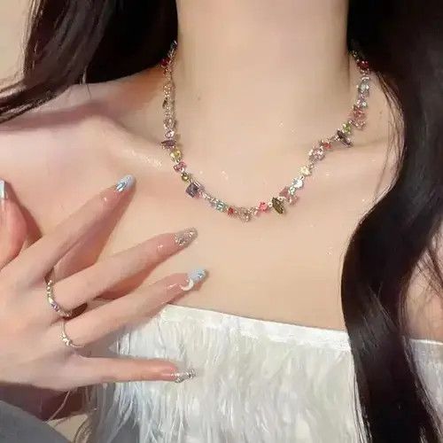 Jewelry Colorful Crystal Necklace Size ONE SIZE - 1 Thumbnail
