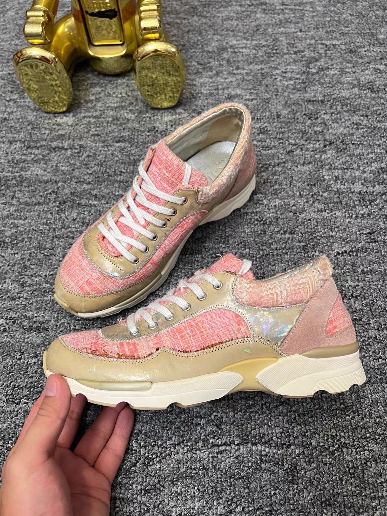 Chanel Chanel Woven Tweed Sneakers K12 Size US 6 / IT 36 - 1 Thumbnail