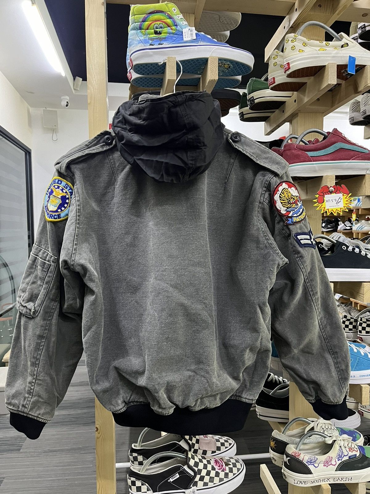 Vintage Vintage 90's US Air Force Bomber Jacket Size US M / EU 48-50 / 2 - 12 Thumbnail