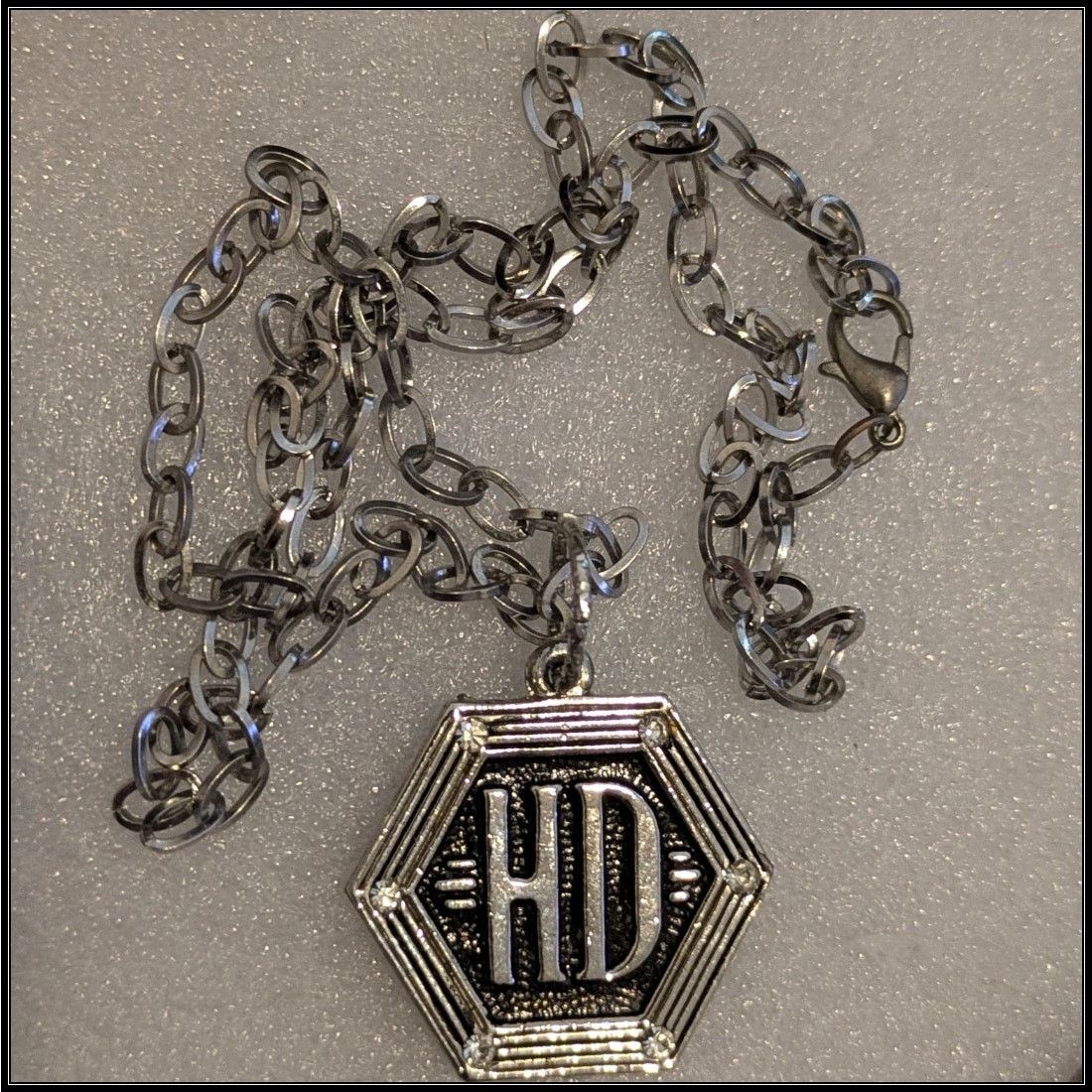 Harley Davidson HARLEY DAVIDSON MOTORCYCLES Hexagon Shaped HD Charm Necklace Size ONE SIZE - 2 Thumbnail