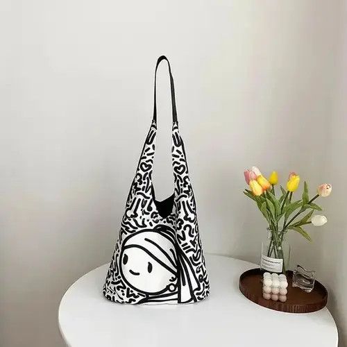 Japanese Brand Simple Shoulder Bags Size ONE SIZE - 2 Thumbnail