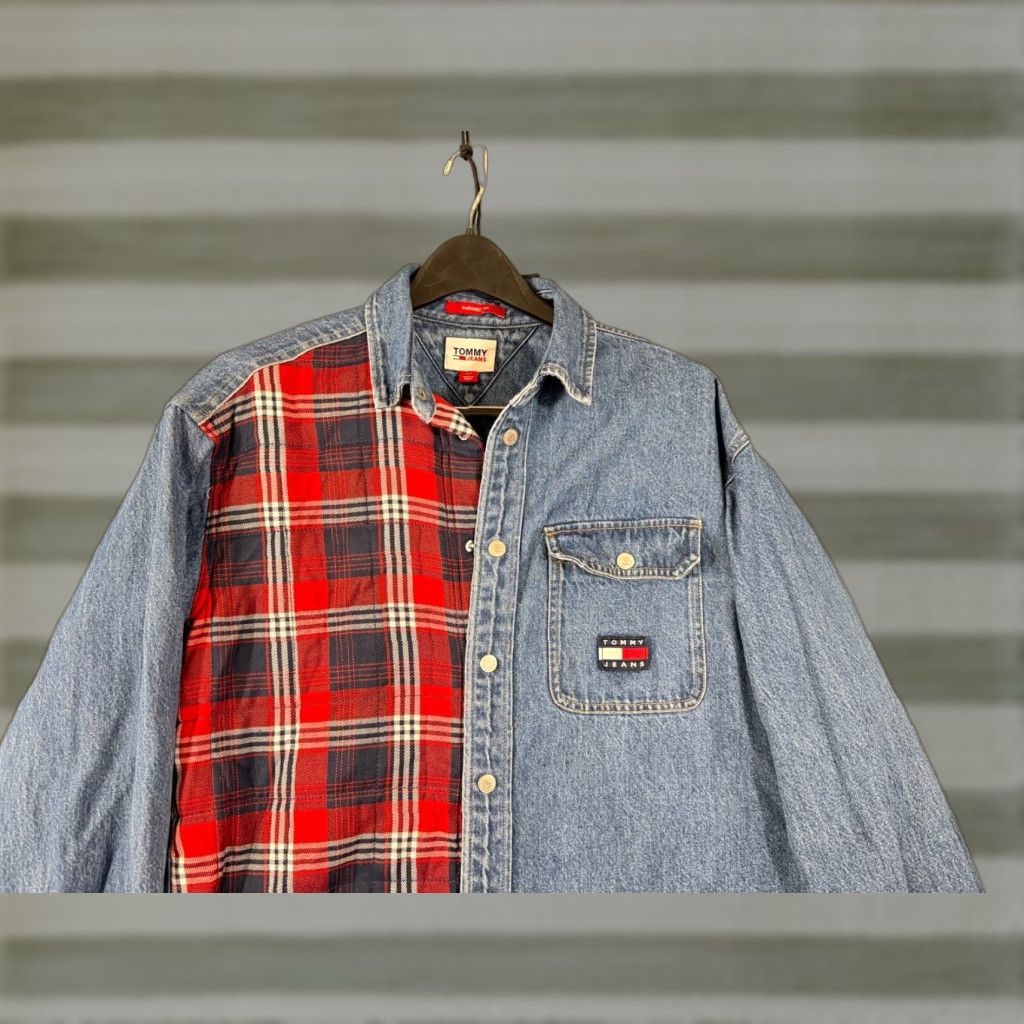 Tommy Hilfiger Tommy Hilfiger Shirt Mens S Blue Denim & Plaid Snap Front Pocket Overshirt Fit Shirt Regular Navy Blue Plaid Denim Mens S Short/Long Sleeve? Size US S / EU 44-46 / 1 - 1 Thumbnail