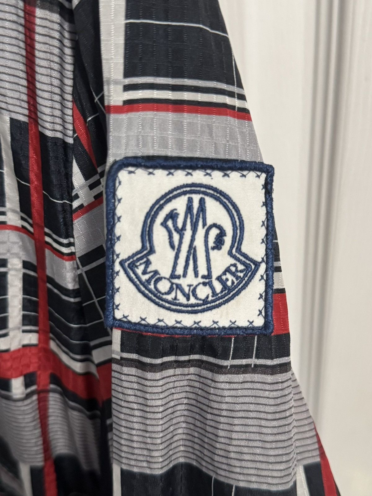 Moncler Gamme Bleu Moncler Gamme Bleu Reversible Zip Up Size US S / EU 44-46 / 1 - 5 Thumbnail