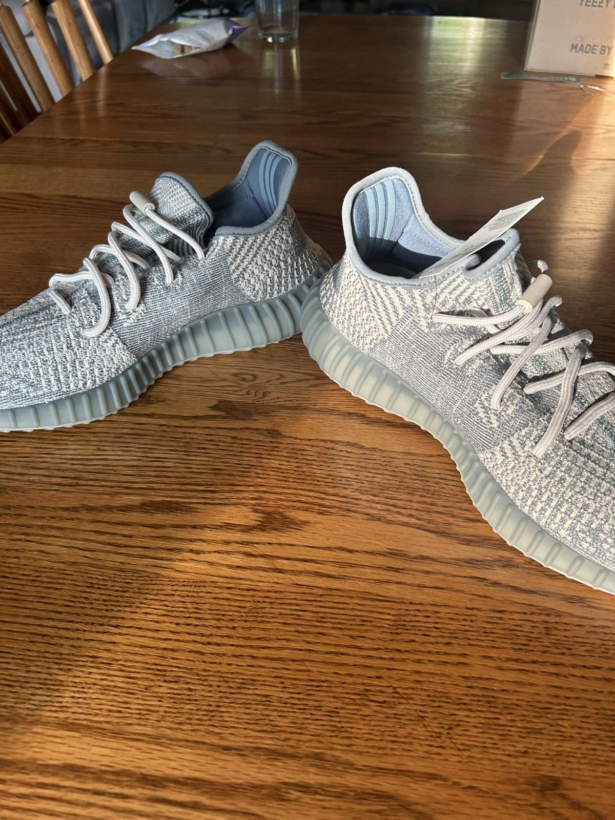Yeezy Yeezy v2 israfil Size US 10.5 / EU 43-44 - 8 Thumbnail