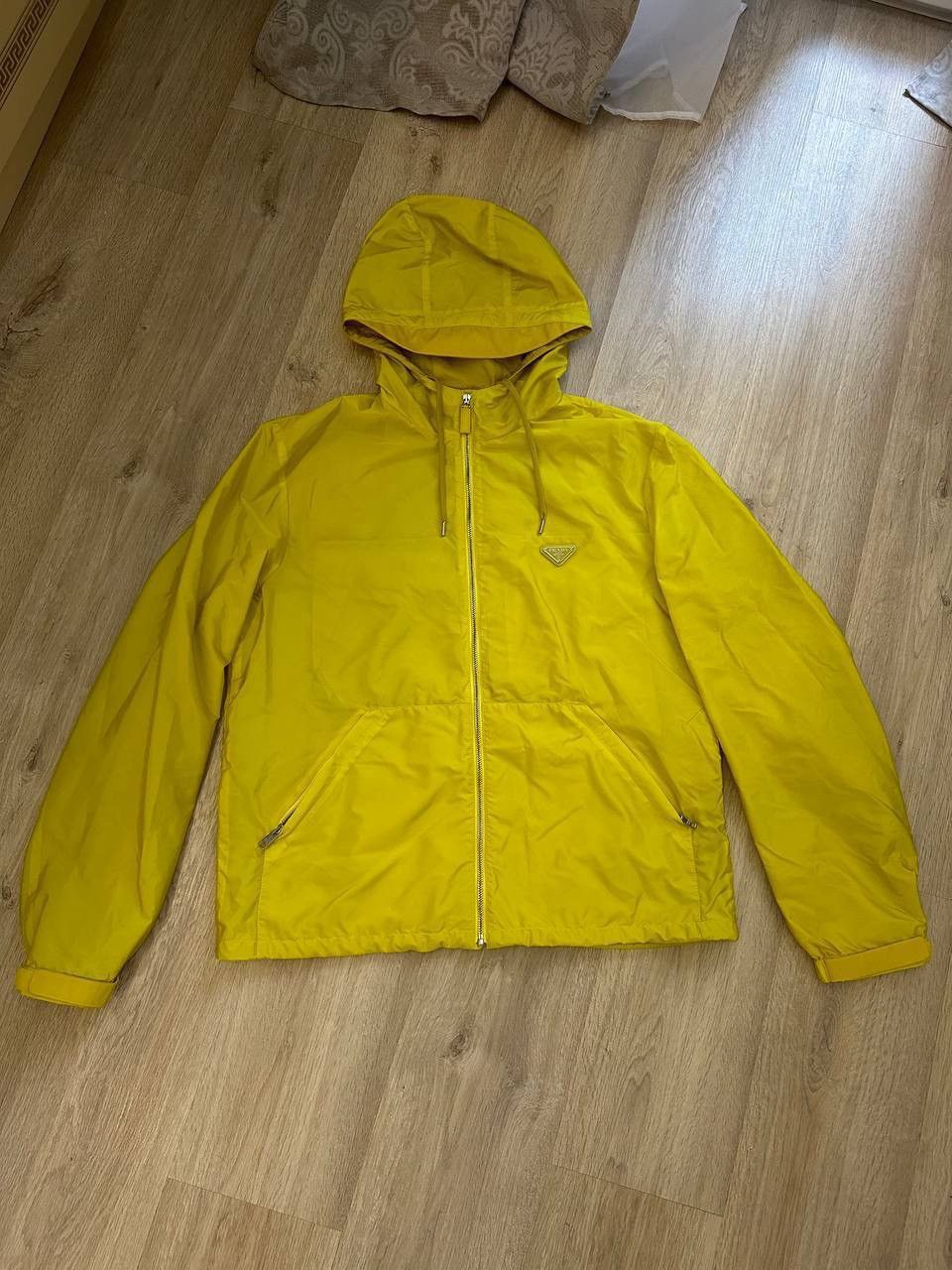 Prada Prada BNWT logo plaque hooded nylon jacket Size US L / EU 52-54 / 3 - 1 Thumbnail
