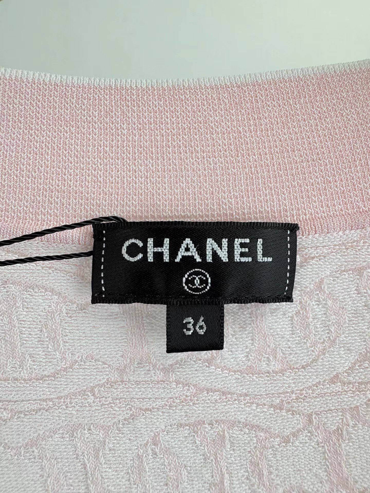 Chanel CHANEL Pink 3D Embossed Knit Cardigan K1 Size XS / US 0-2 / IT 36-38 - 4 Thumbnail