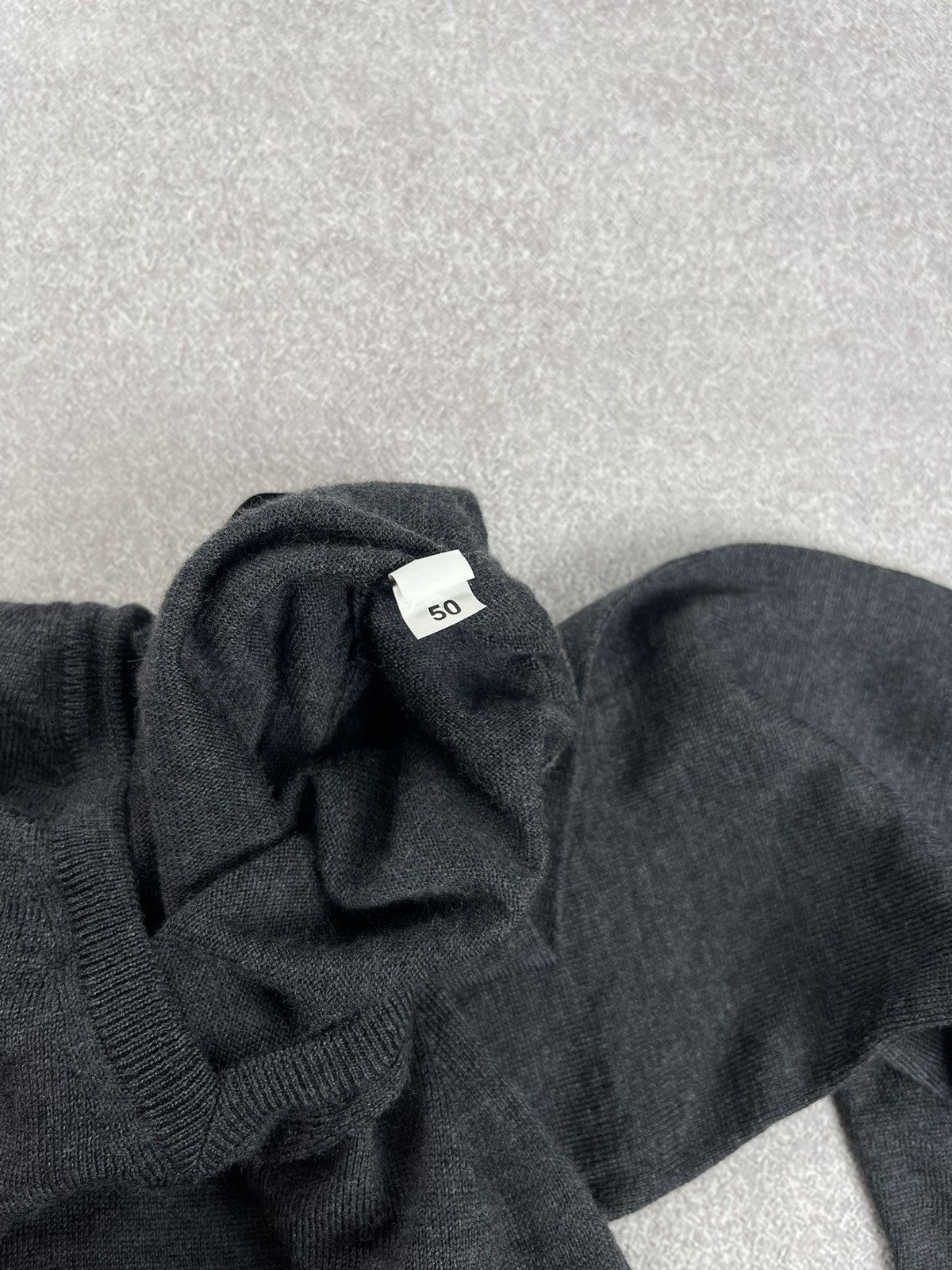 Gran Sasso Gran Sasso Wool Knit Sweater V-Neck Size 50 Size US M / EU 48-50 / 2 - 8 Thumbnail