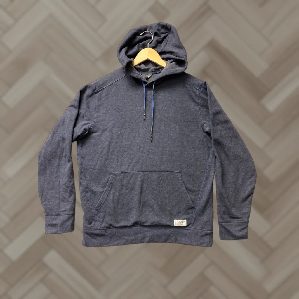 Eddie Bauer Eddie Bauer Hoodie Men M Blue Pullover Fleece 60% Cotton 40% Polyester Hooded Everyday Vintage? Wait - don't add vintage. Size US M / EU 48-50 / 2 - 1 Thumbnail