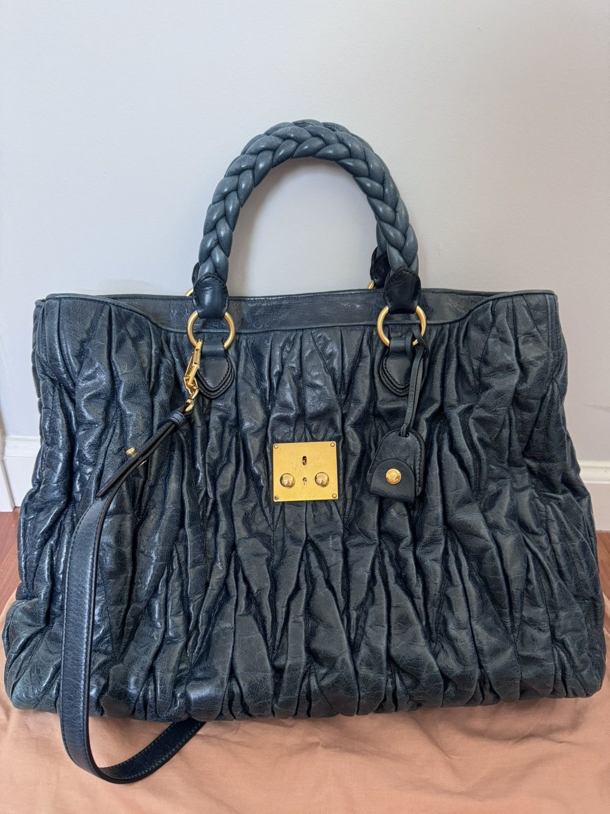 Miu Miu Miu Miu Matelasse Leather Tote Bag/shoulder bag Size ONE SIZE - 2 Thumbnail