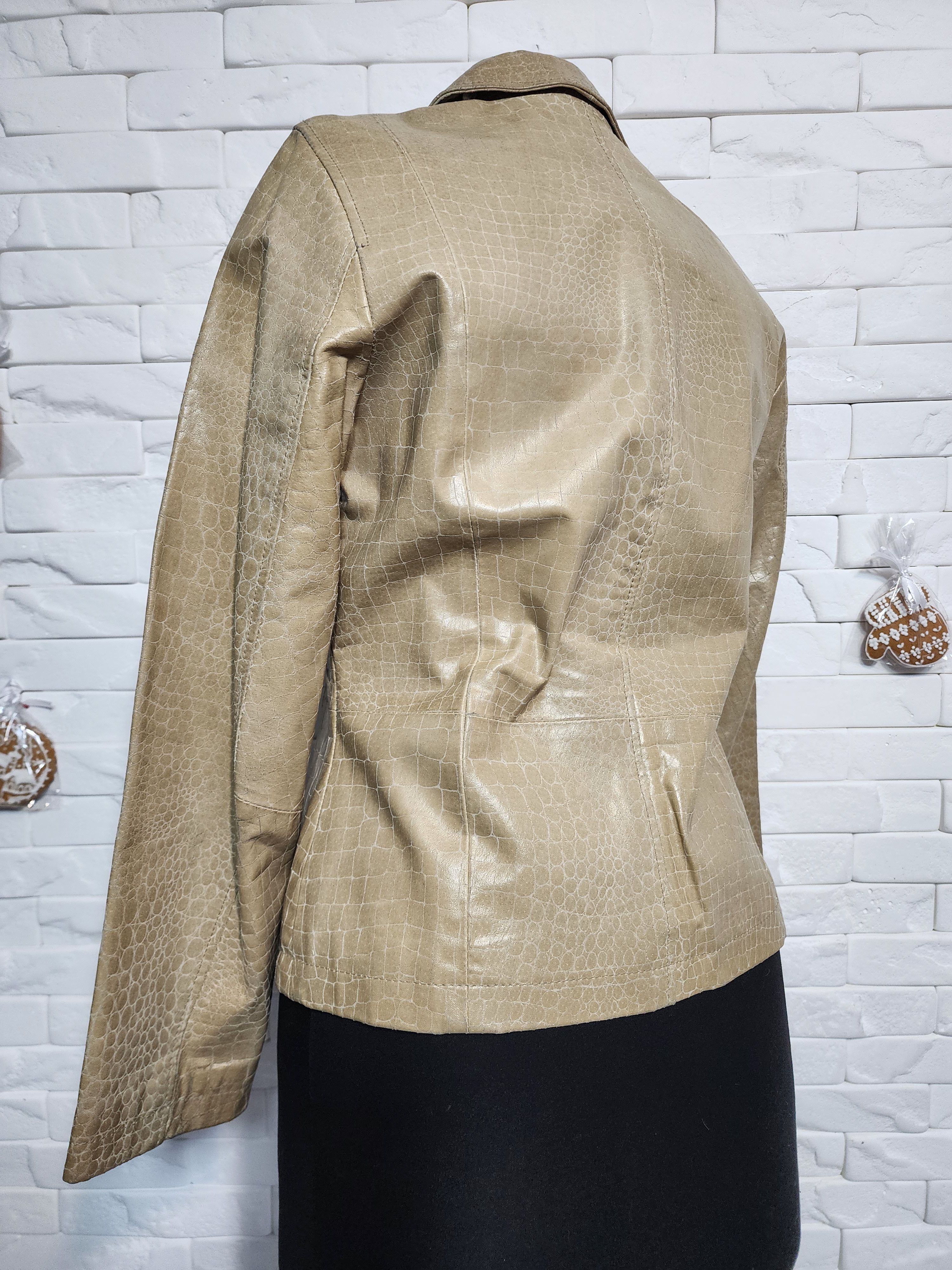Genuine Leather Brown Leather Sports Jacket: Women's Zip-Up Moto Size S / US 4 / IT 40 - 6 Thumbnail