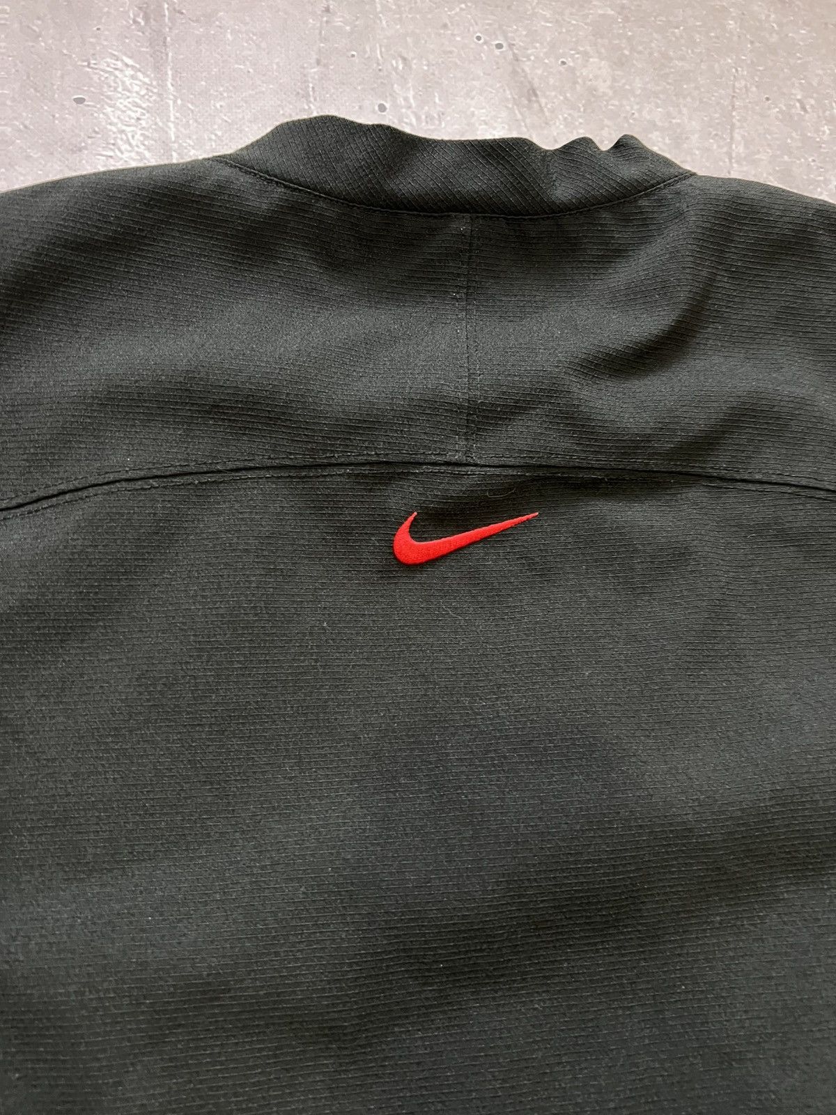 Nike Vintage Nike Canada Ice Hockey Train Sweatshirt Mens Size L Size US L / EU 52-54 / 3 - 11 Thumbnail