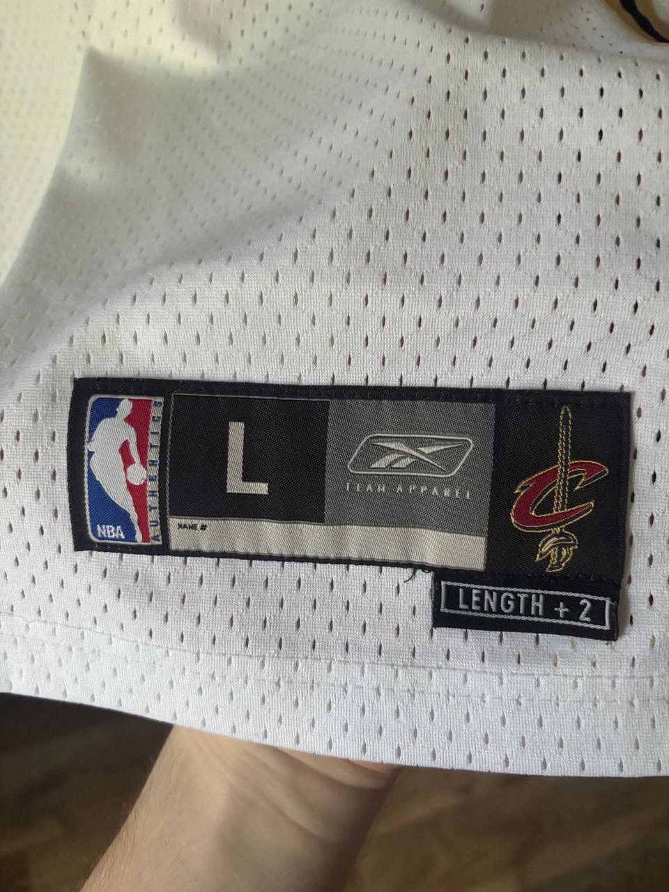 Reebok Vintage LeBron James Cleveland Cavaliers Jersey Throwback Size US L / EU 52-54 / 3 - 9 Thumbnail