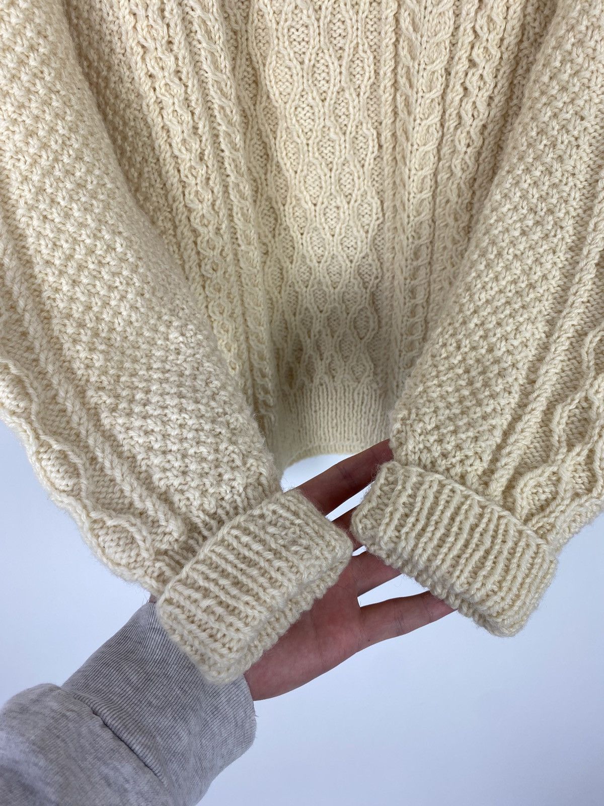 Vintage 60s 70s Vintage Aran Isles Wool Cable Knit Crewneck Sweater Size US L / EU 52-54 / 3 - 5 Thumbnail