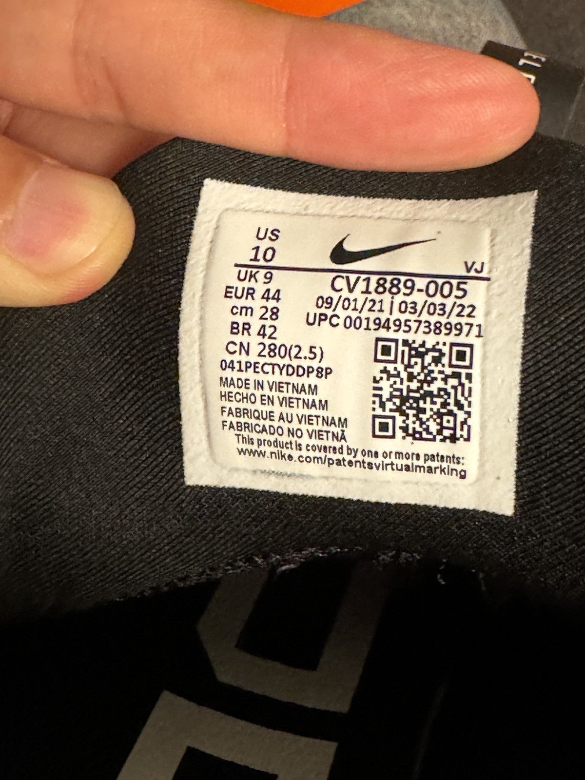 Nike Air Zoom Tempo Next% Flyease Size US 10 / EU 43 - 8 Thumbnail