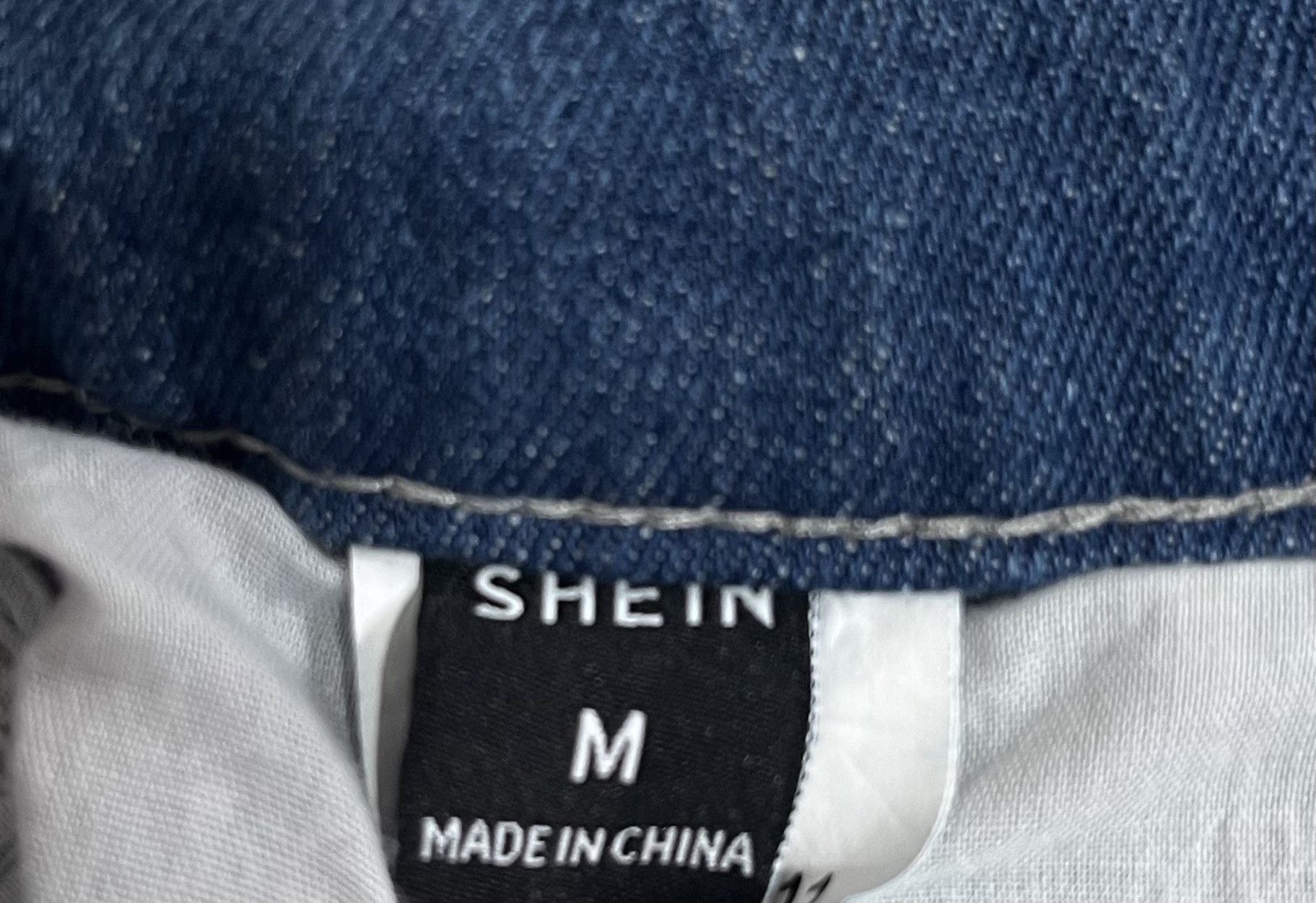 Shein Shein Two-Tone Patchwork Denim Jeans (Size M) Size US 32 / EU 48 - 3 Thumbnail