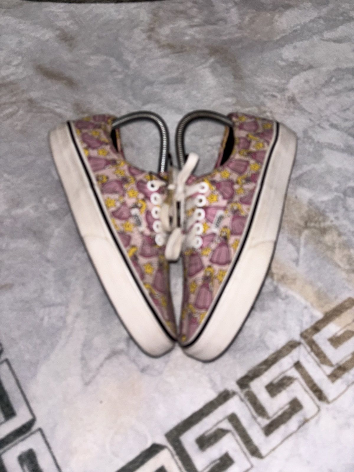 Nintendo × Vans Vans Authentic x Nintendo Size US 8 / IT 38 - 2 Thumbnail