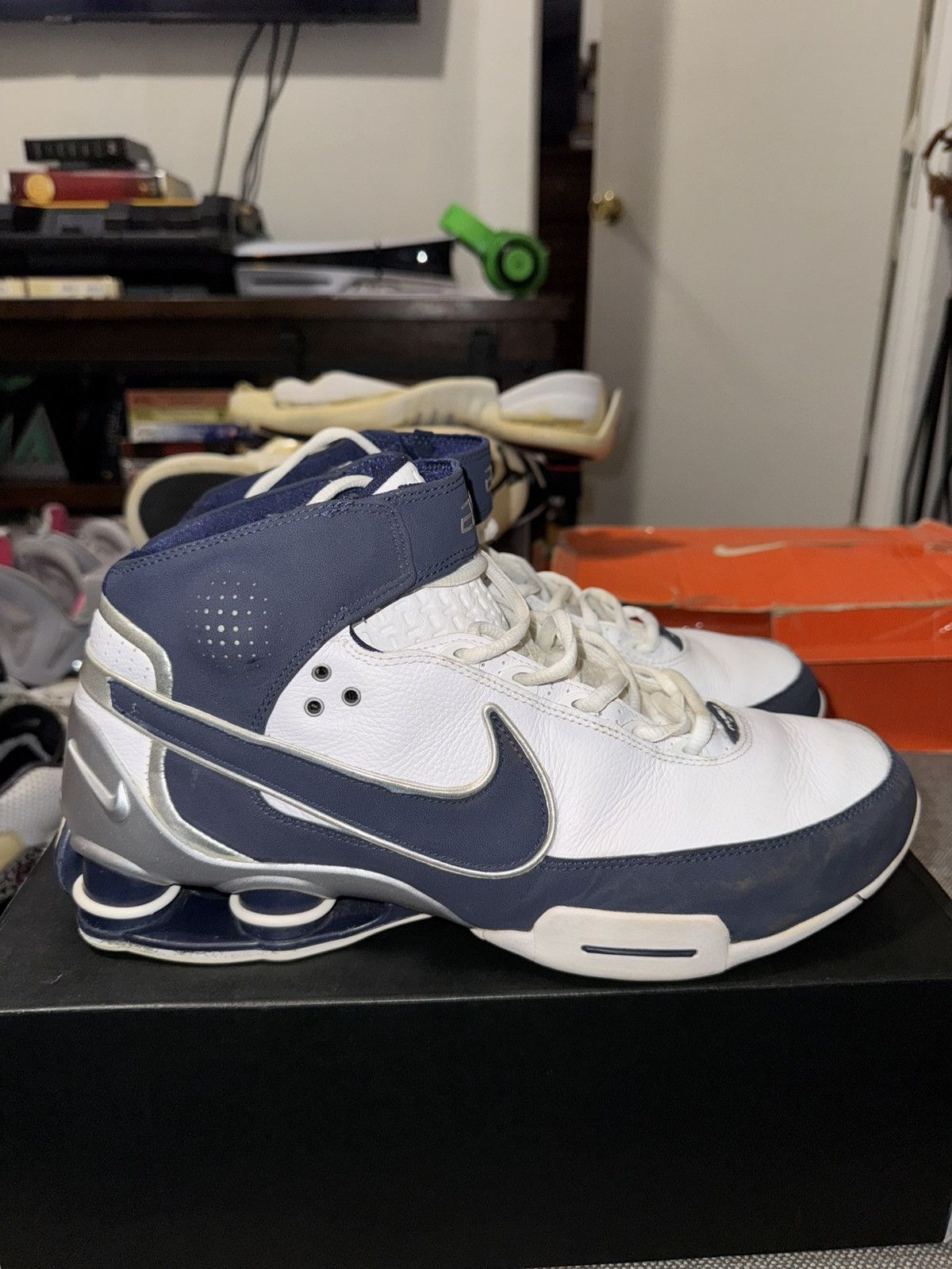 Nike Nike Shox Family Size US 11.5 / EU 44-45 - 4 Thumbnail