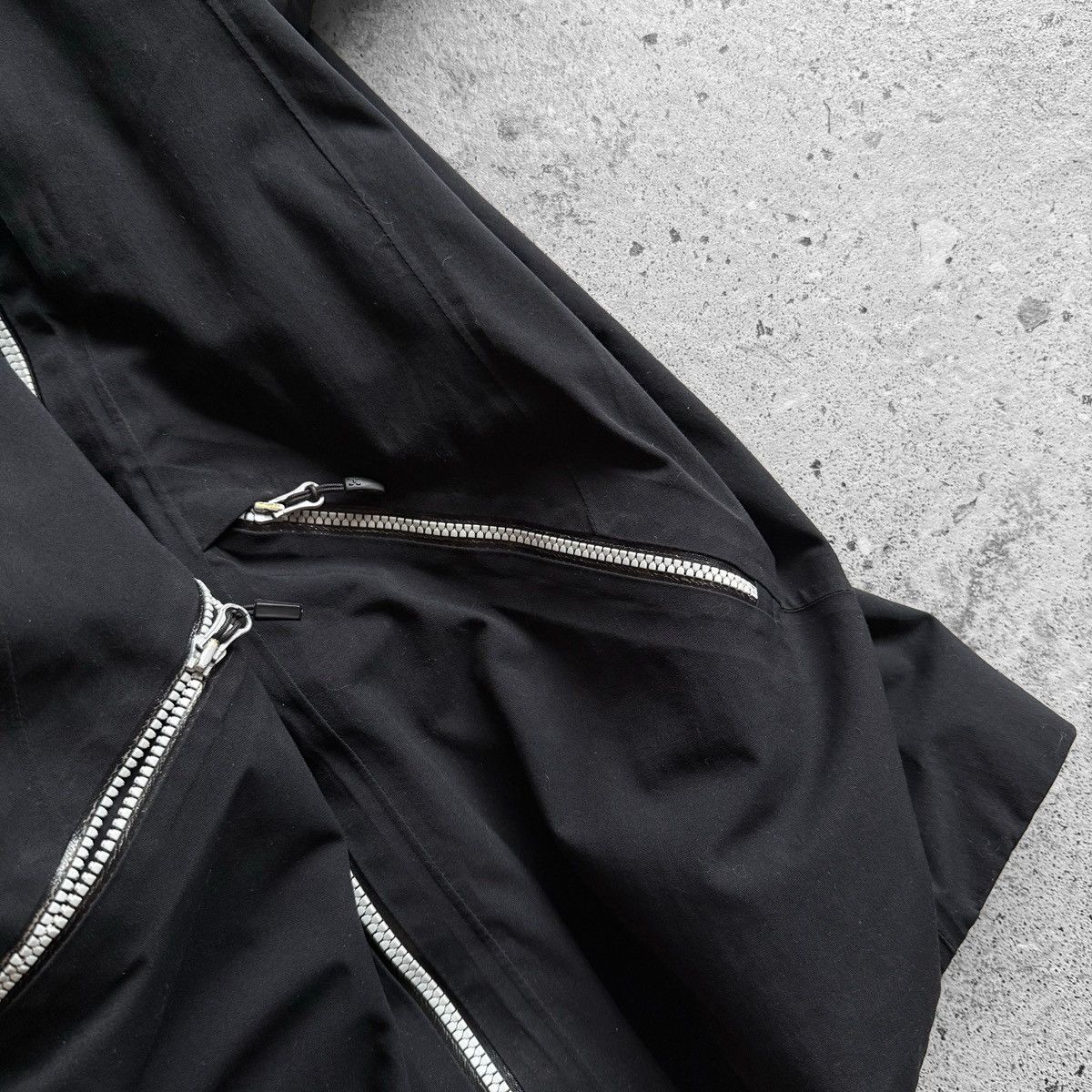 Haglofs Haglofs Womens Niva Insulated Parka Black Shell Zip Jacket Size L / US 10 / IT 46 - 6 Thumbnail