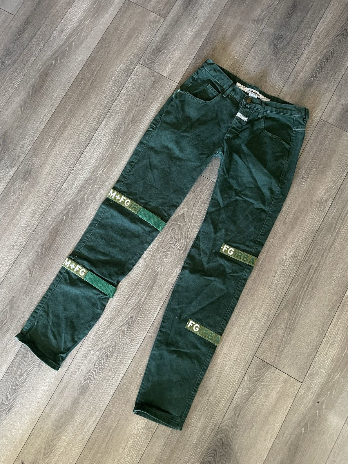 Marithe + Francois Girbaud Marithe Francois Girbaud Pants - 30x32 Size US 30 / EU 46 - 1 Thumbnail