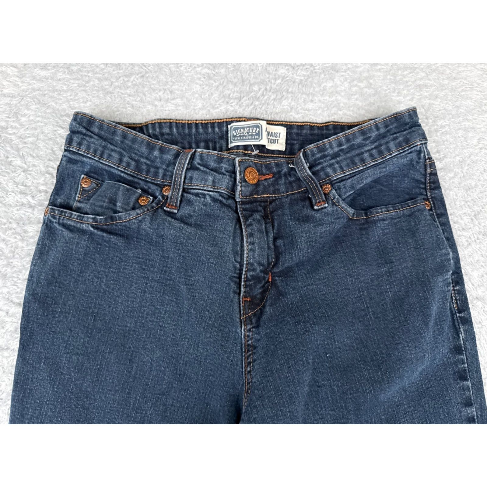 Levi's Levi's Jeans Women 8 Blue Denim Bootcut Mid Rise 27in 26in Inseam 5-Pocket Cotton Blend Stretch Regular Jeans Halloween? No. Size 30" / US 8 / IT 44 - 4 Thumbnail